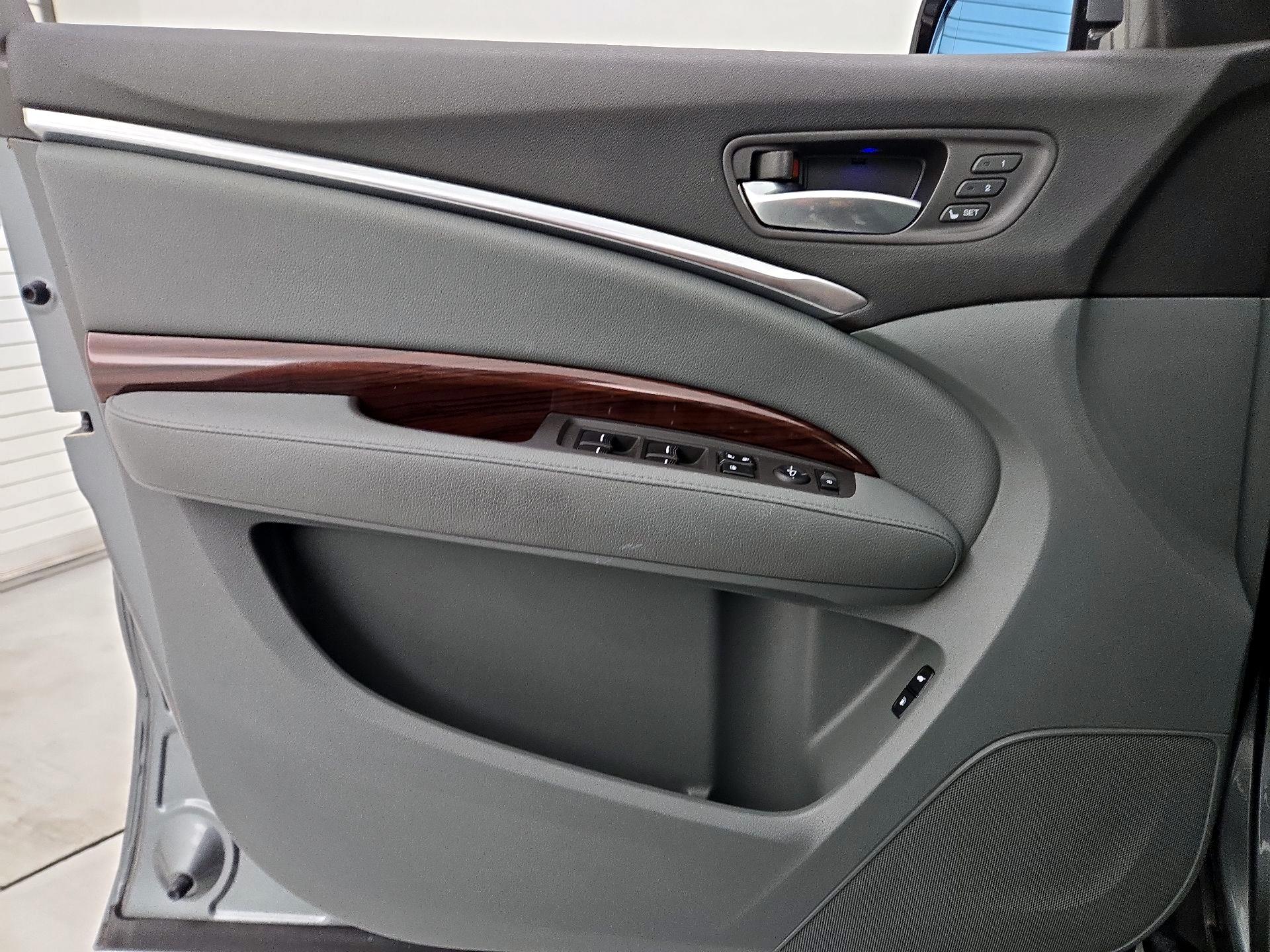 Thumbnail: 2014 Acura MDX - 12