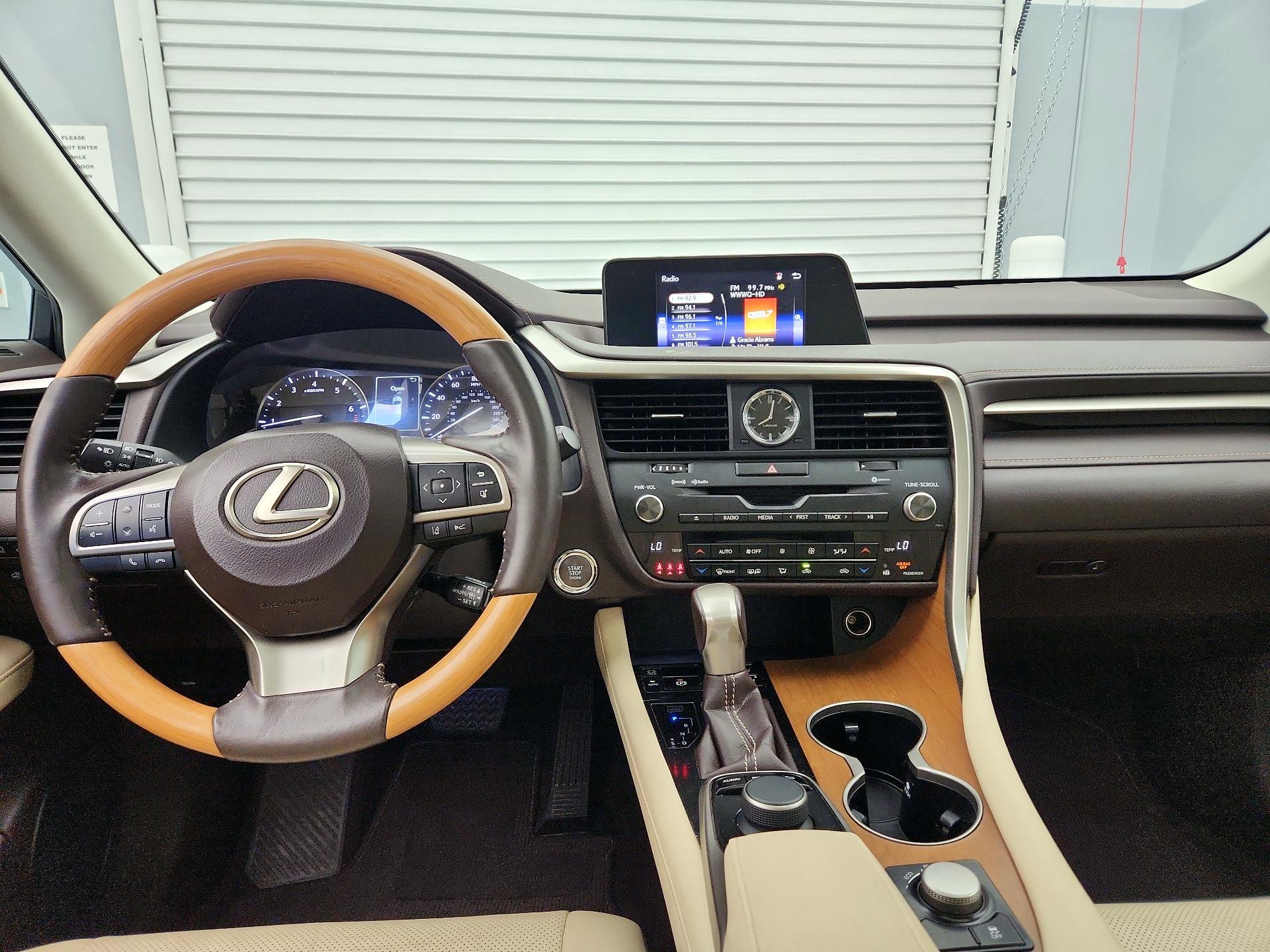 Thumbnail: 2017 Lexus RX - 9