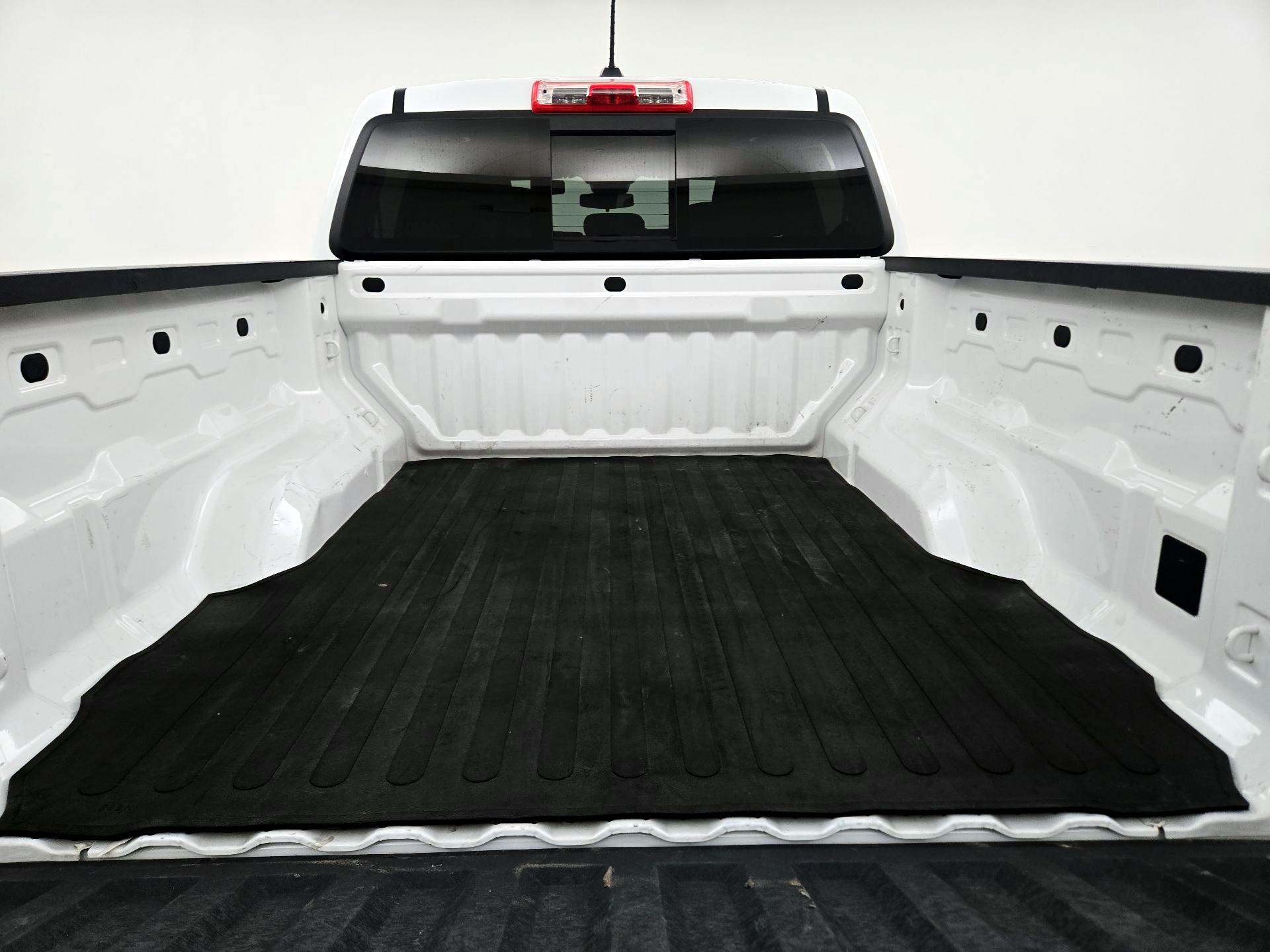 Thumbnail: 2024 Chevrolet Colorado - 20