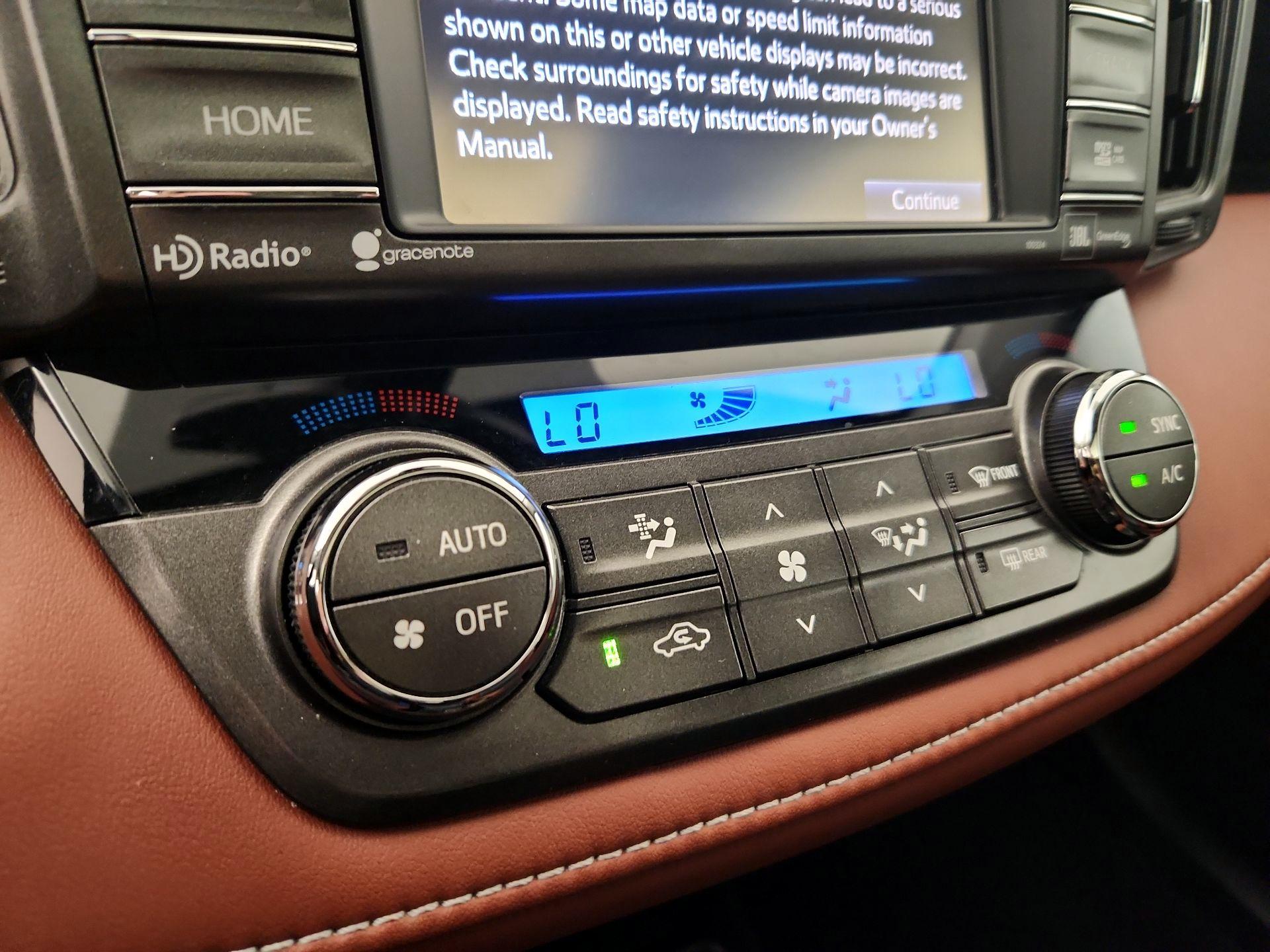 Thumbnail: 2015 Toyota RAV4 - 16