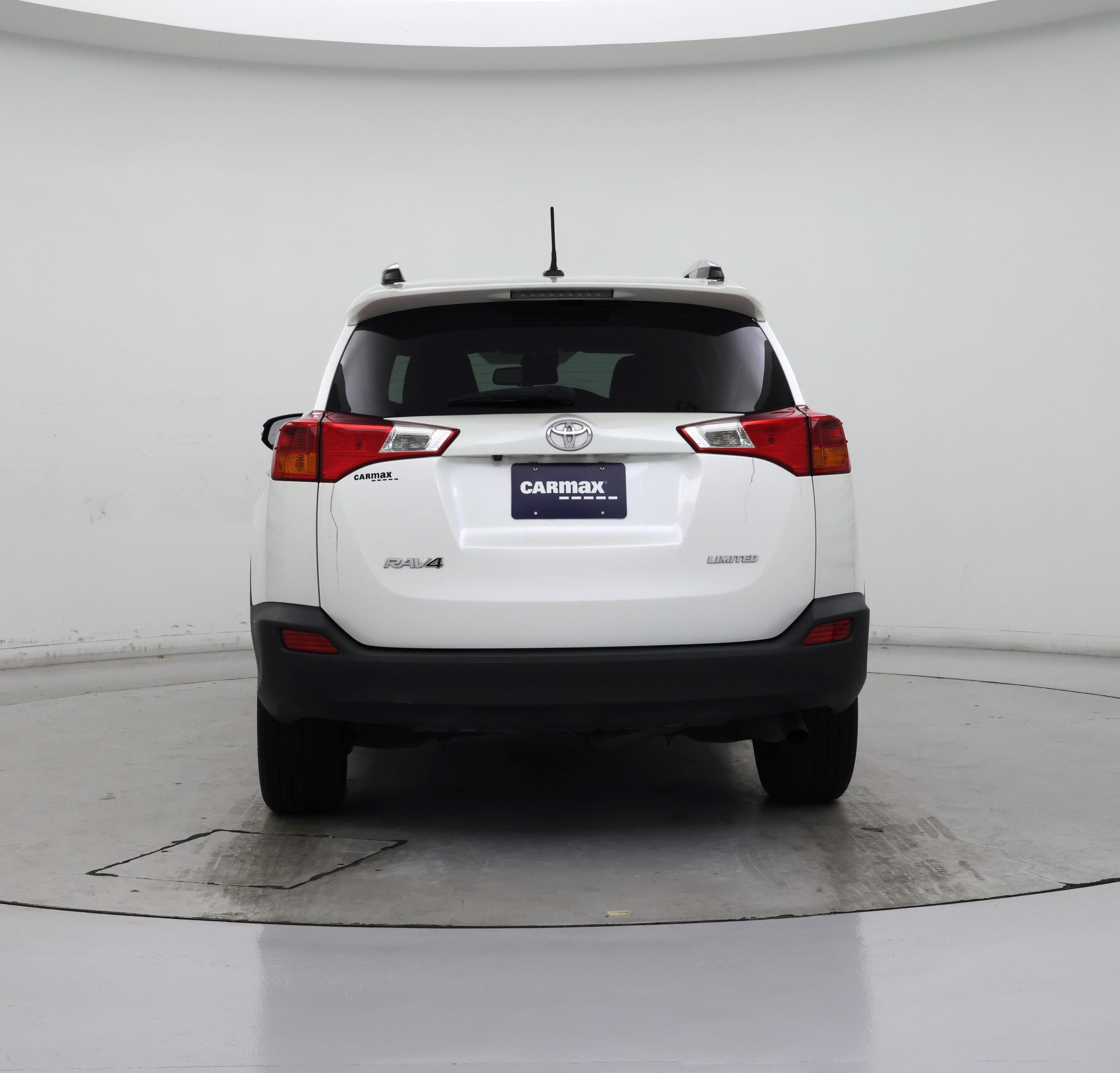 Thumbnail: 2015 Toyota RAV4 - 6