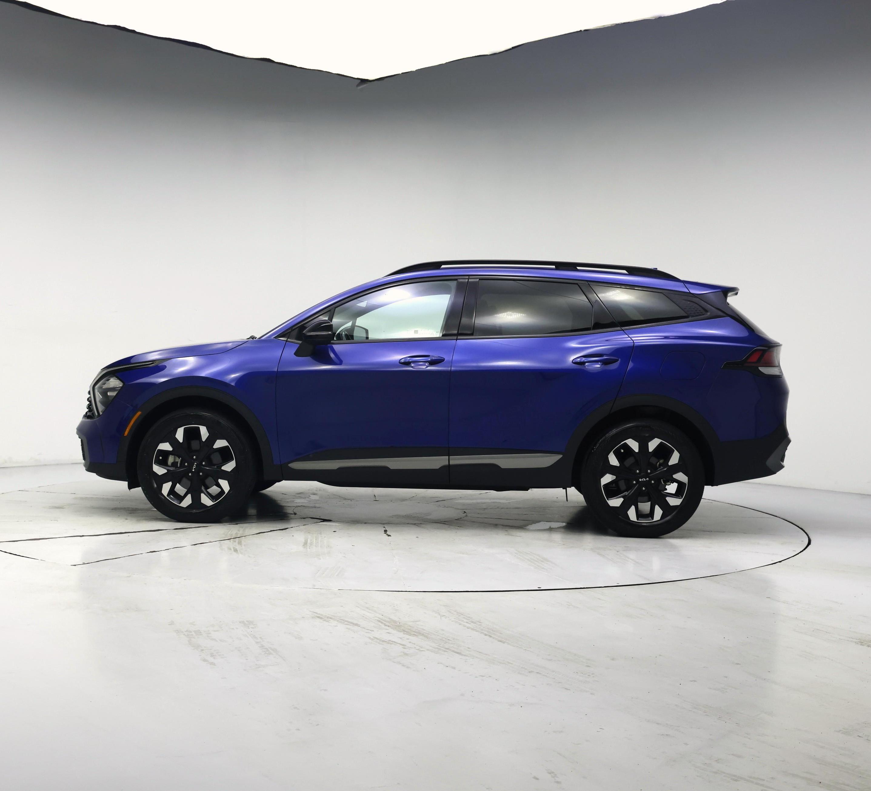 Thumbnail: 2023 Kia Sportage - 3