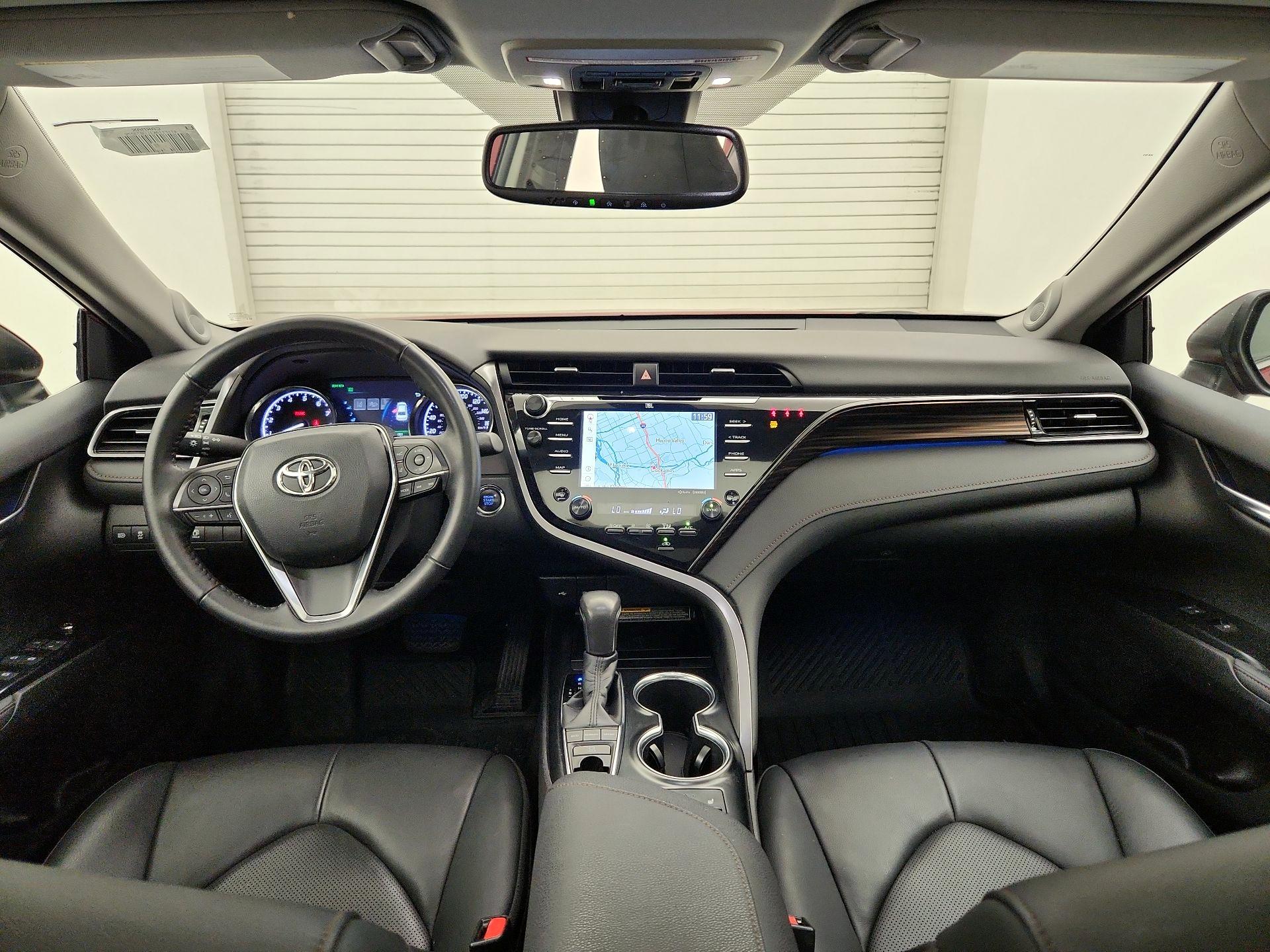 Thumbnail: 2020 Toyota Camry - 9