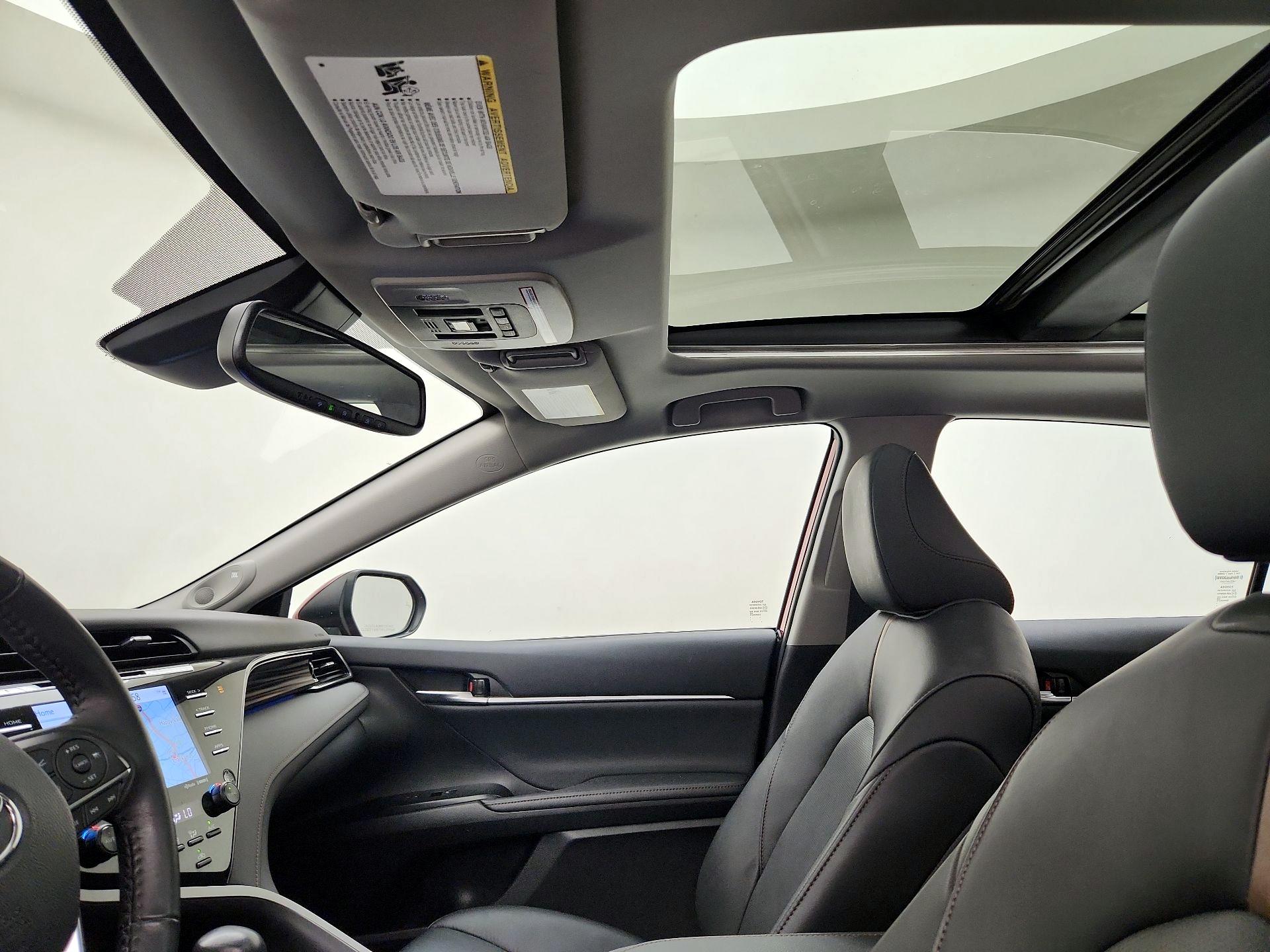 Thumbnail: 2020 Toyota Camry - 20