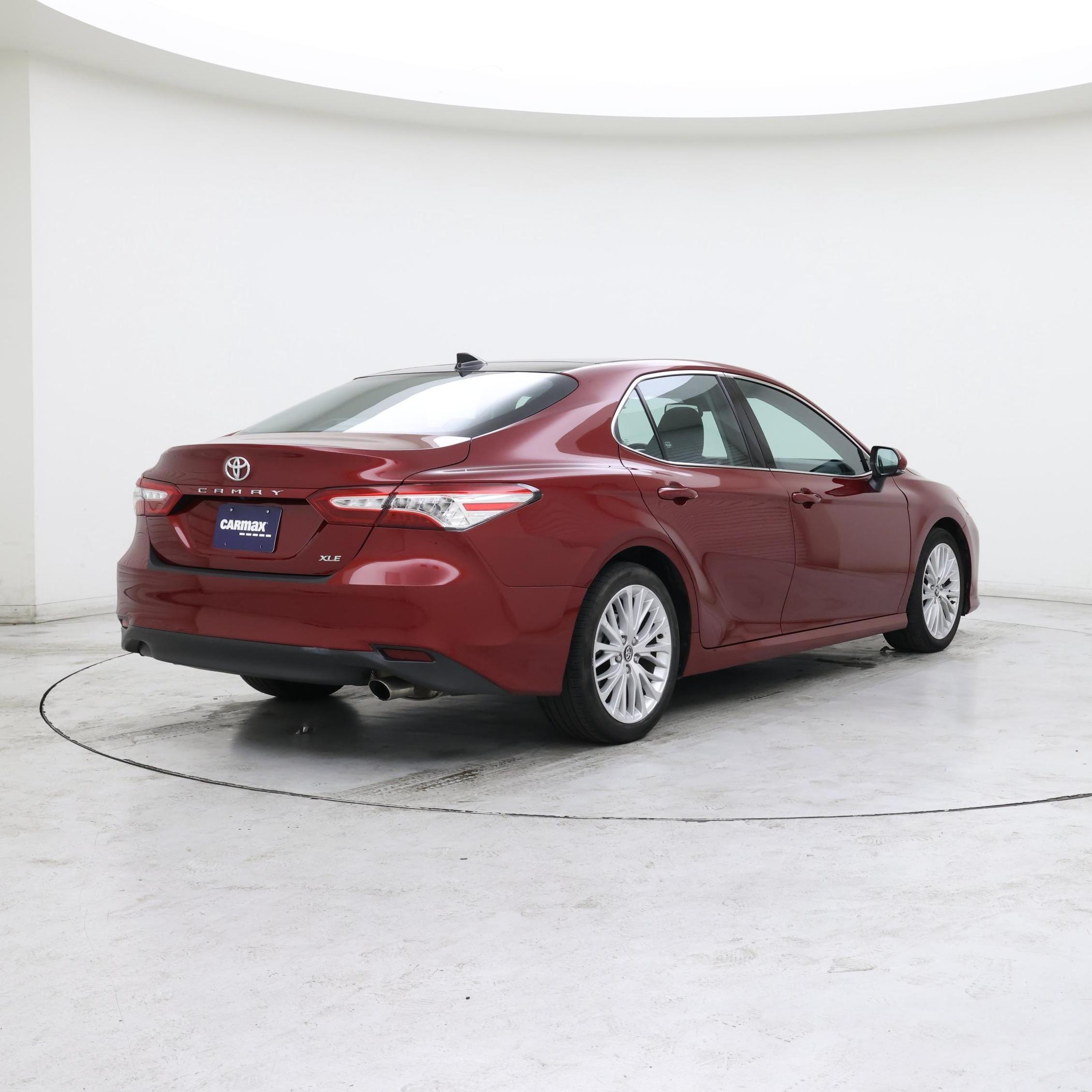 Thumbnail: 2020 Toyota Camry - 8