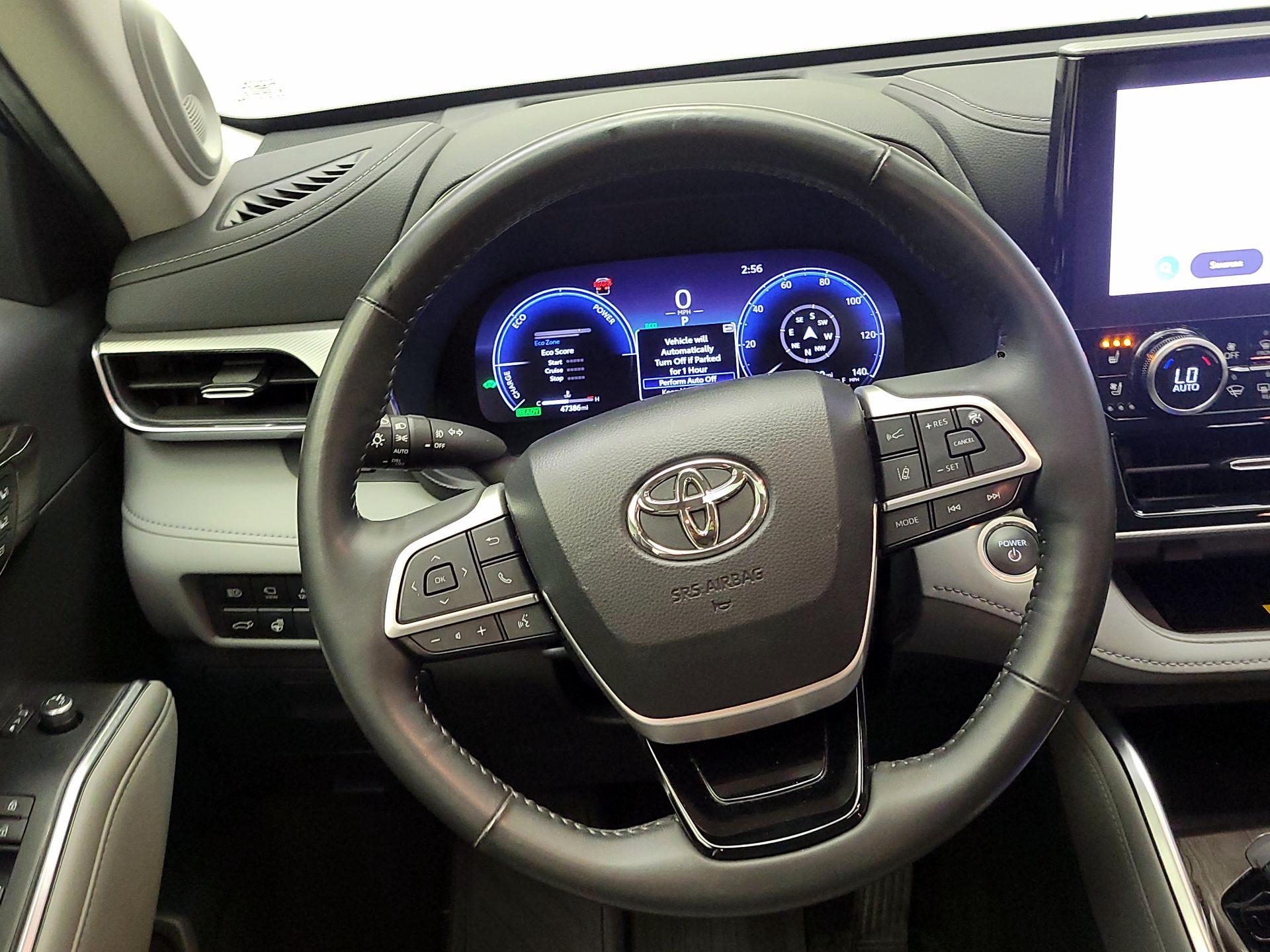 Thumbnail: 2024 Toyota Highlander - 10