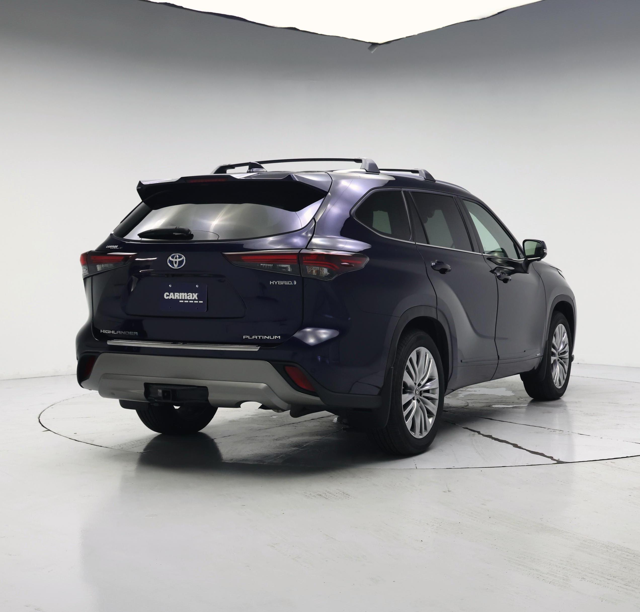 Thumbnail: 2024 Toyota Highlander - 8