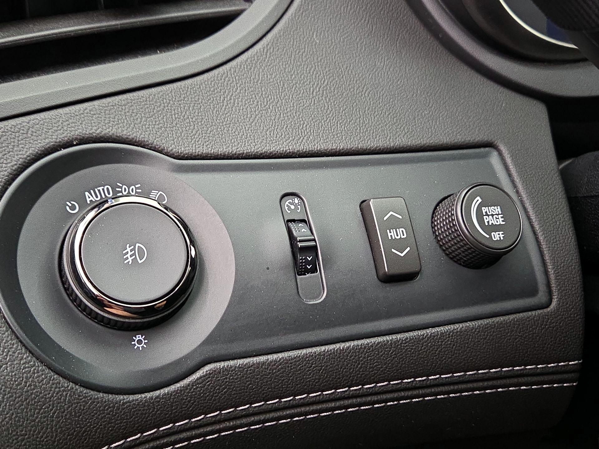 Thumbnail: 2014 Buick LaCrosse - 13