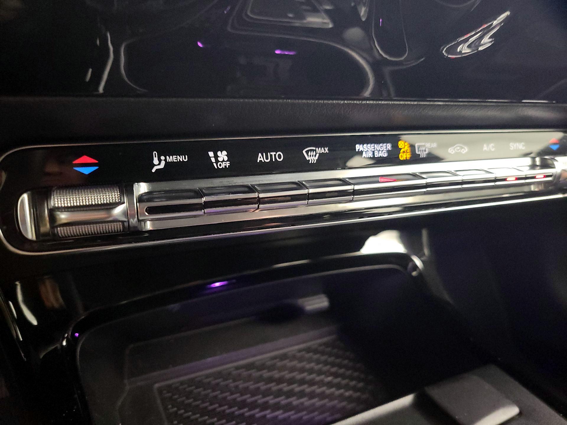 Thumbnail: 2020 Mercedes-Benz CLA - 17