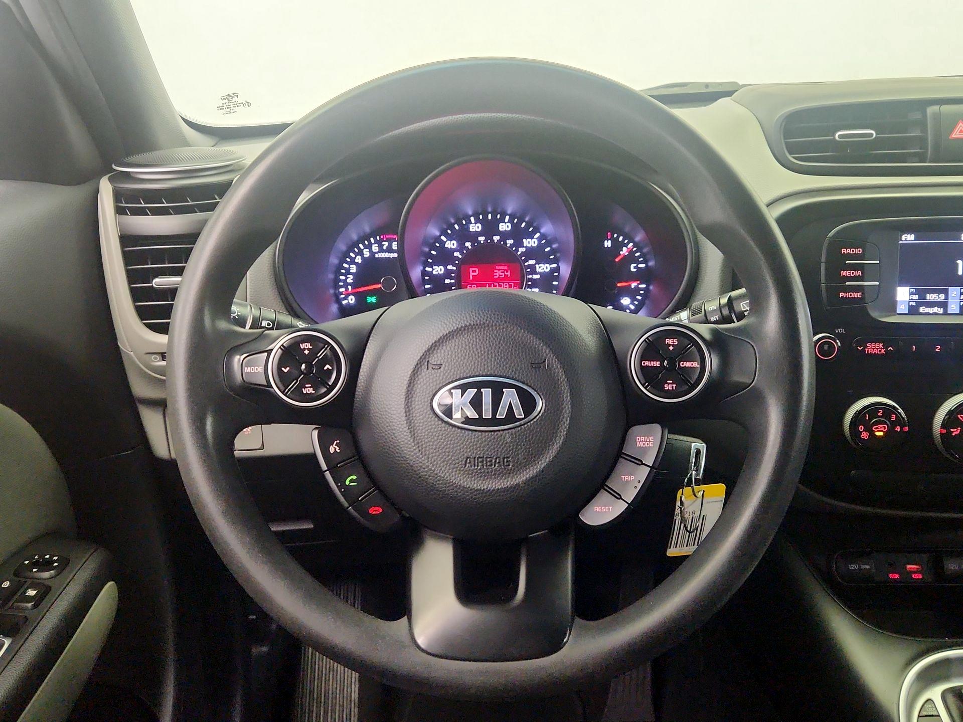 Thumbnail: 2017 Kia Soul - 10