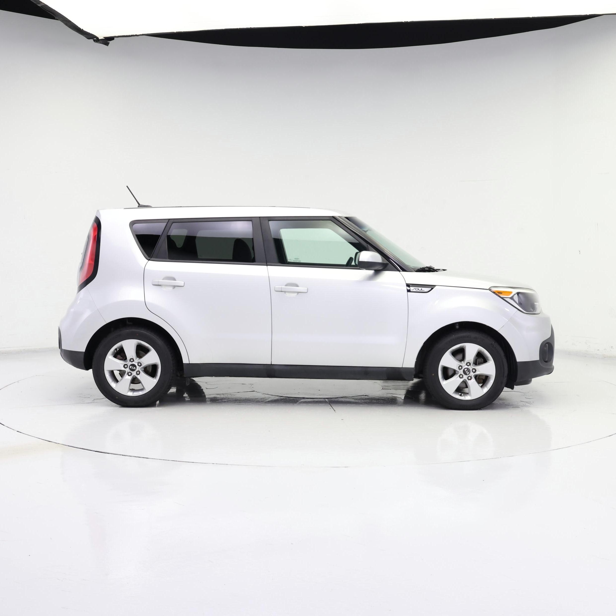 Thumbnail: 2017 Kia Soul - 7