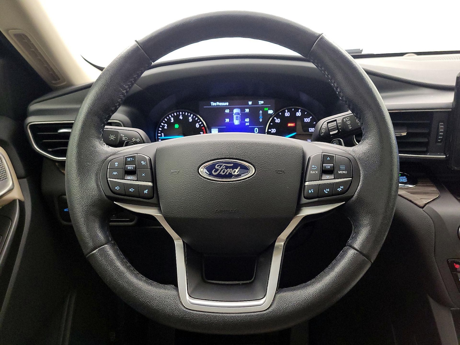 2020 Ford Explorer Limited - Photo 11