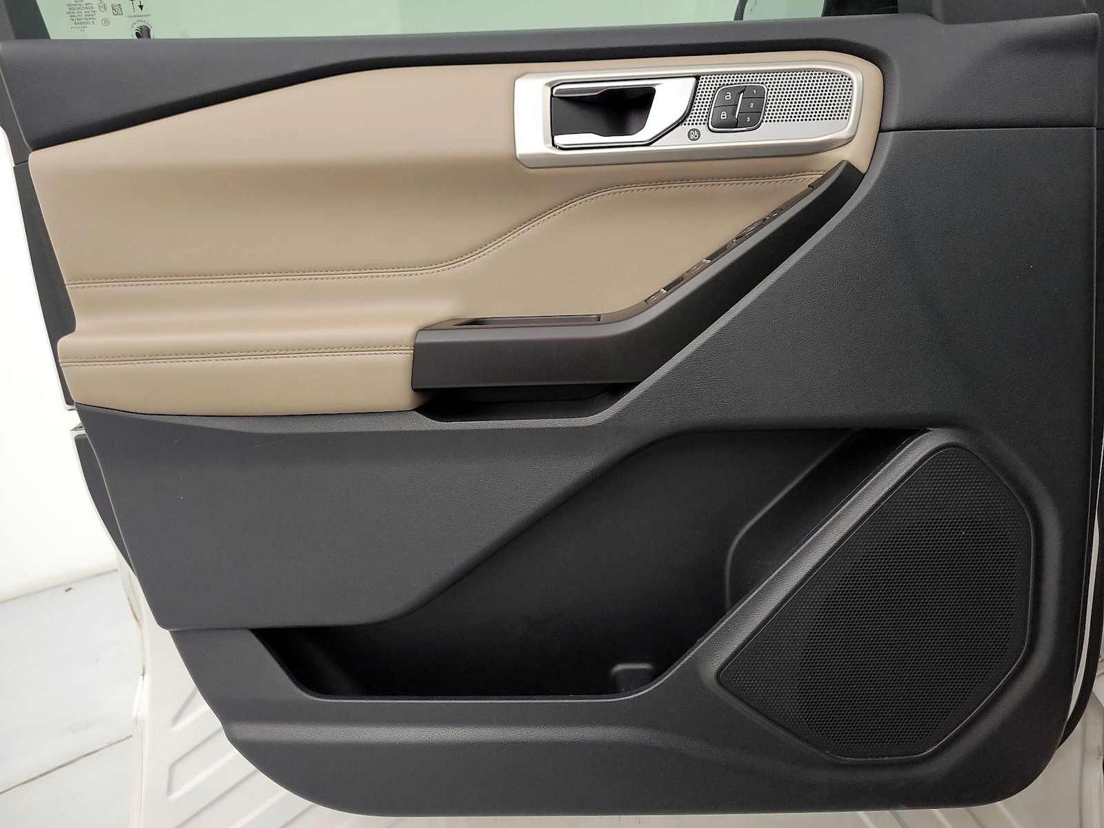 2020 Ford Explorer Limited - Photo 13