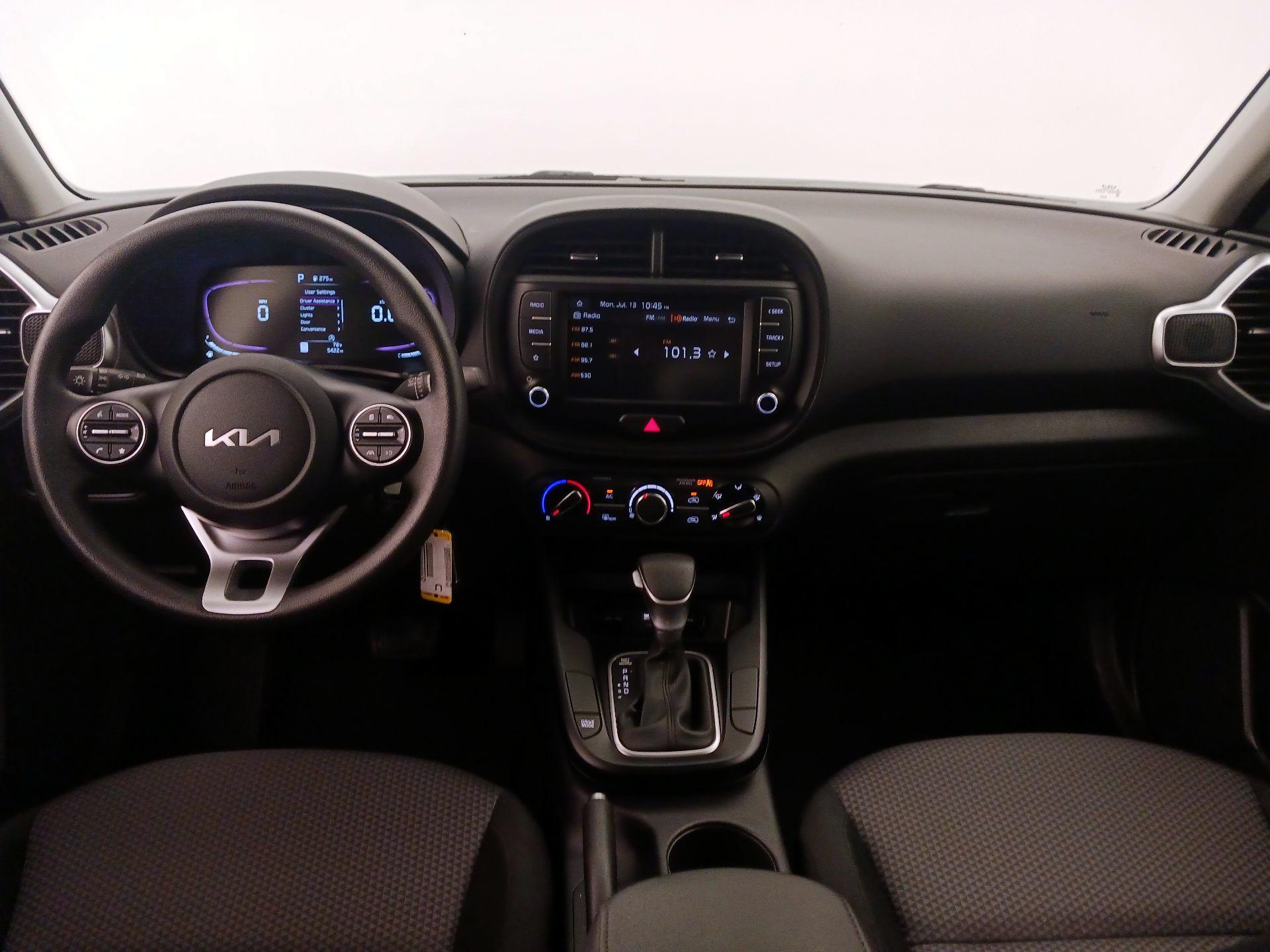 Thumbnail: 2023 Kia Soul - 9