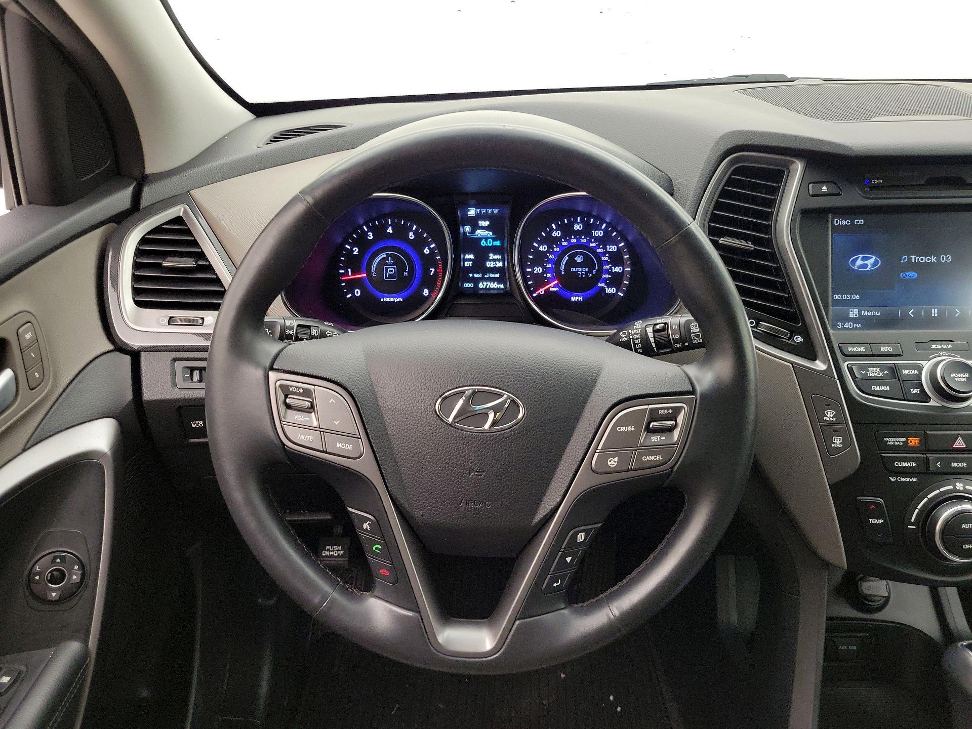 Thumbnail: 2014 Hyundai Santa Fe - 10
