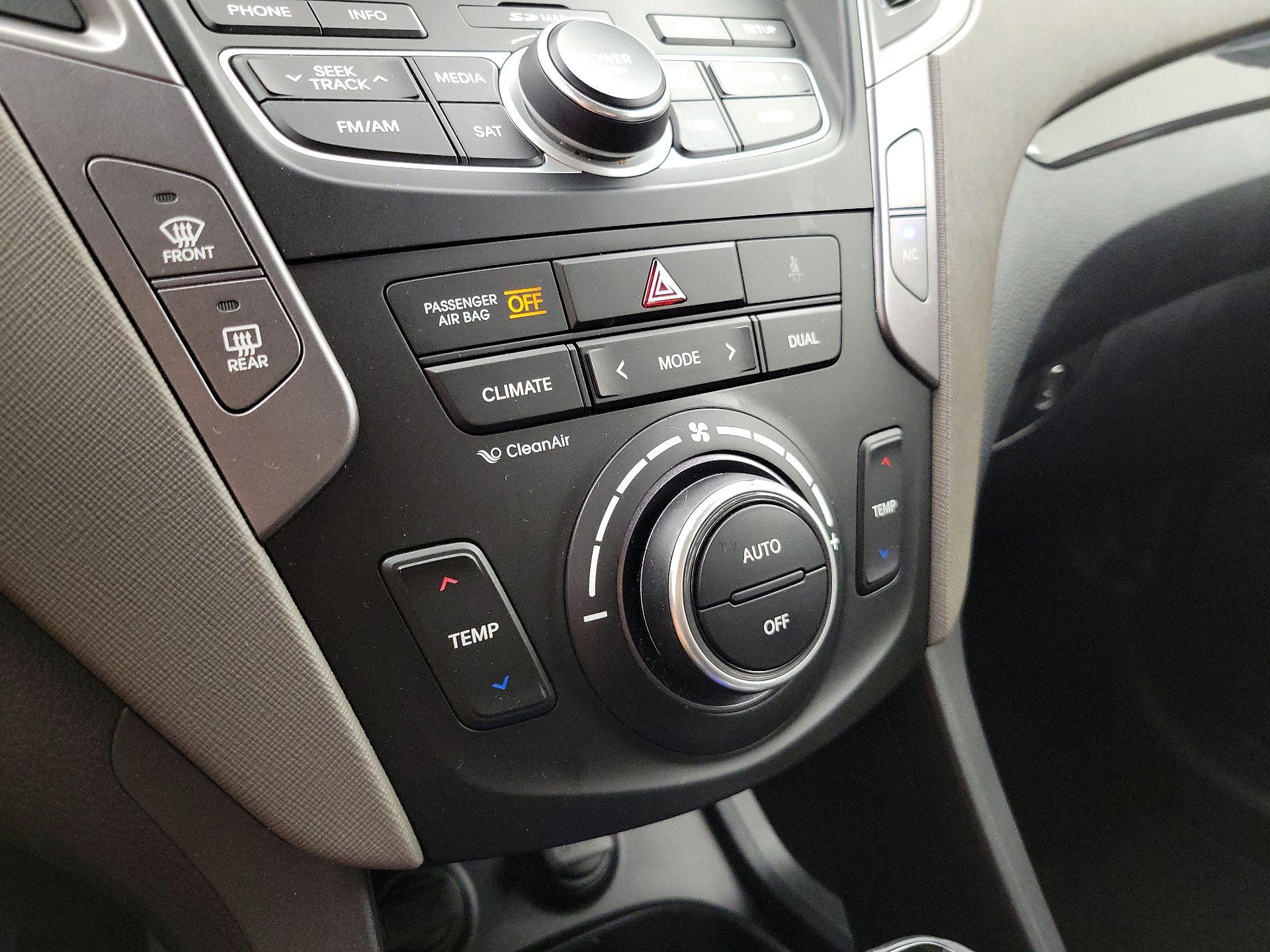 Thumbnail: 2014 Hyundai Santa Fe - 14