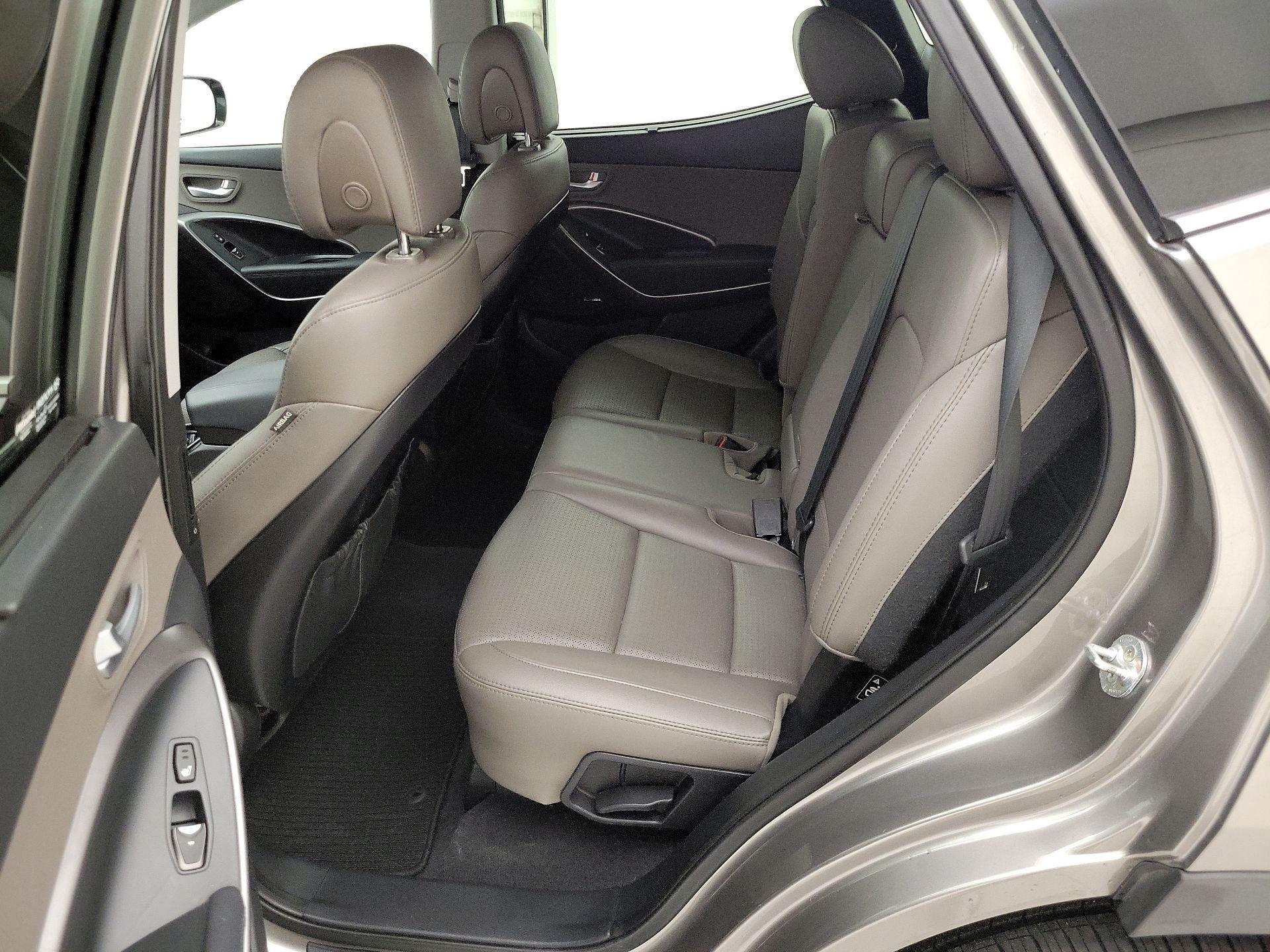 Thumbnail: 2014 Hyundai Santa Fe - 16