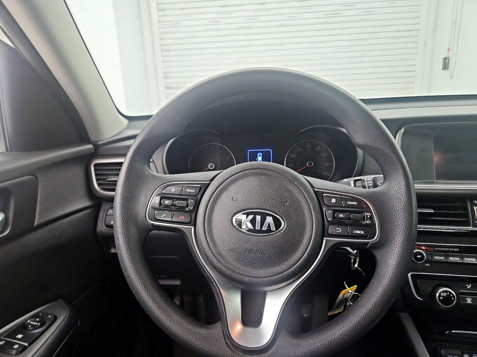 2018 Kia Optima LX - Photo 11