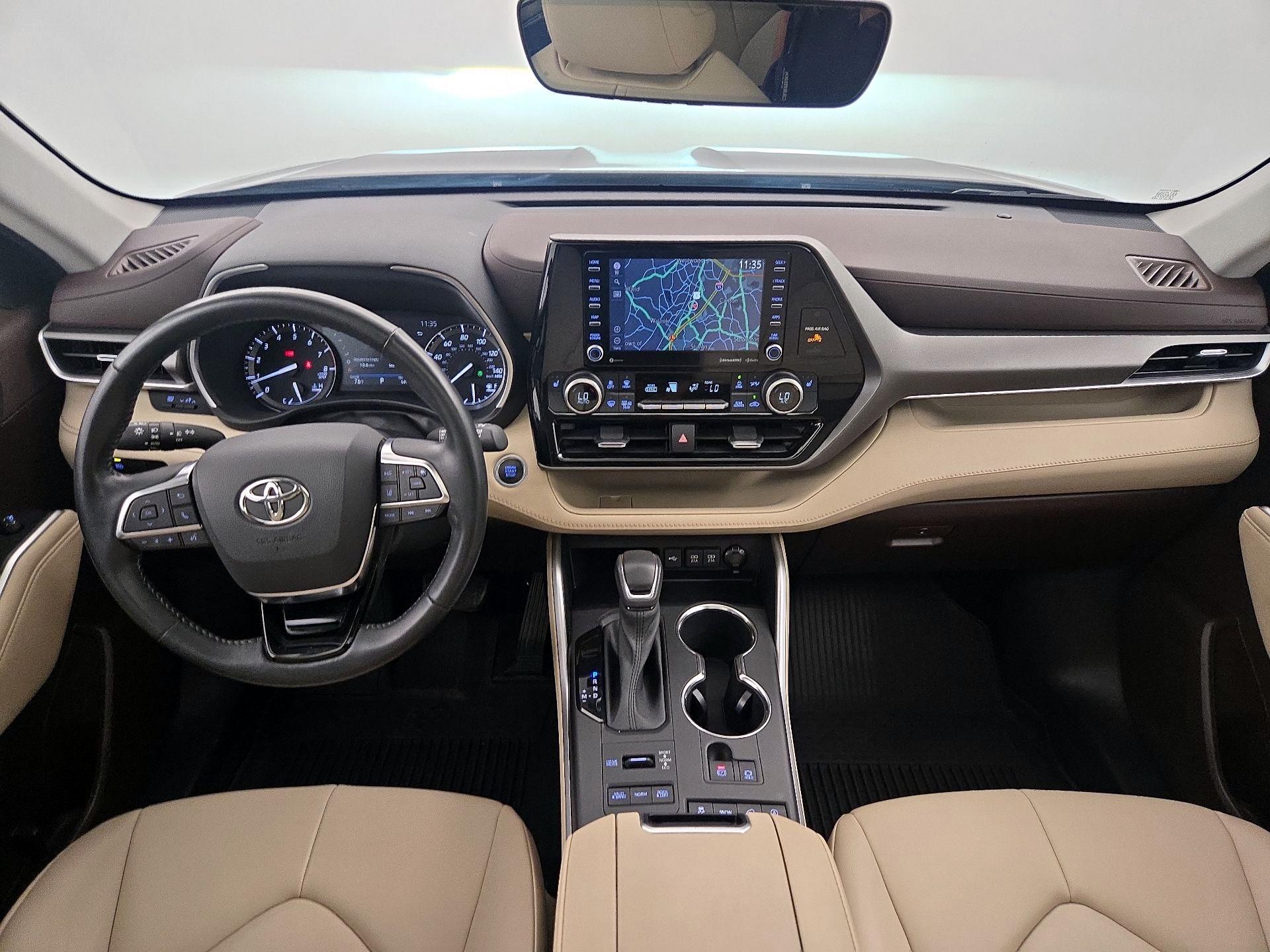 Thumbnail: 2021 Toyota Highlander - 9