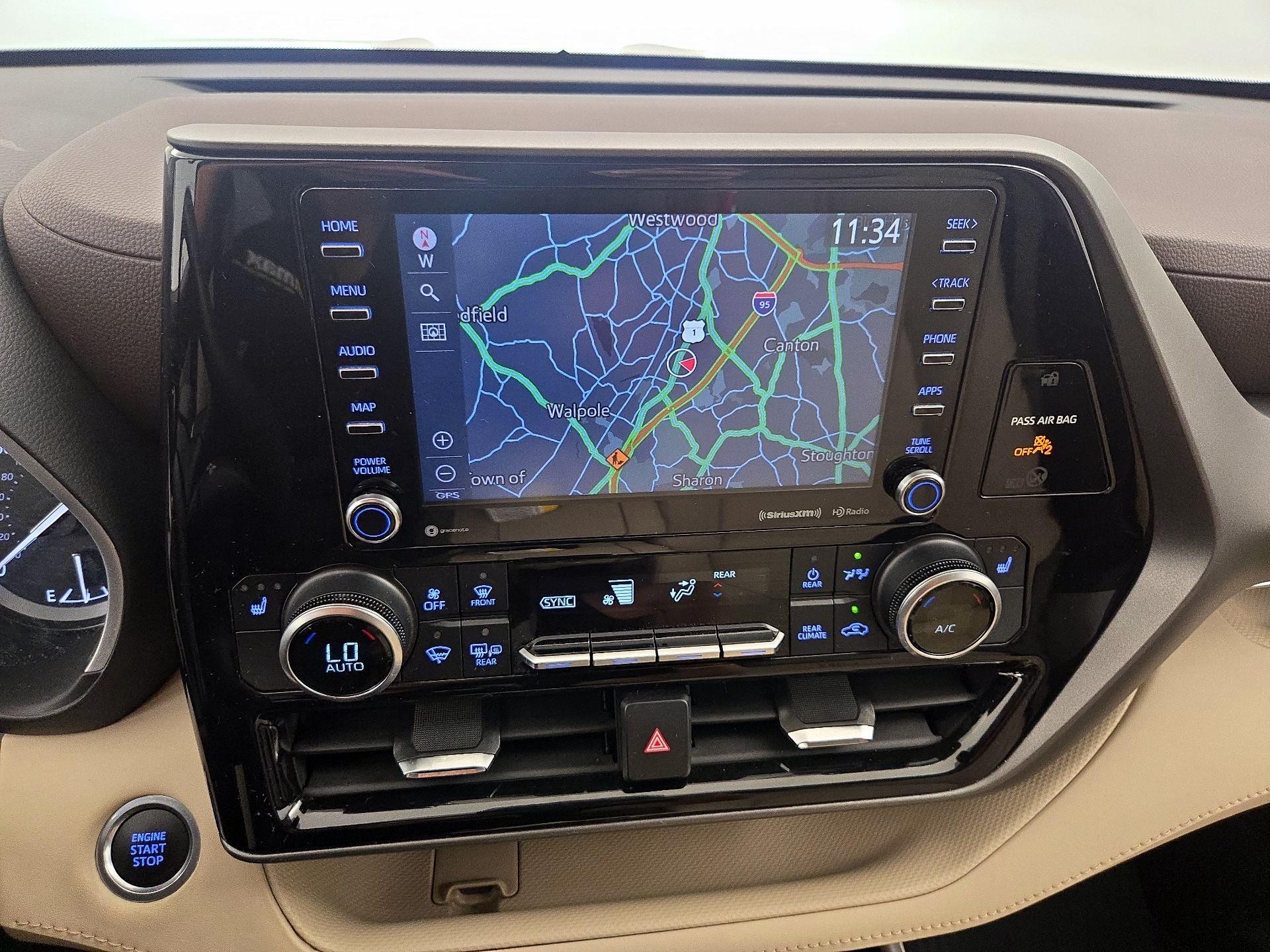 Thumbnail: 2021 Toyota Highlander - 14