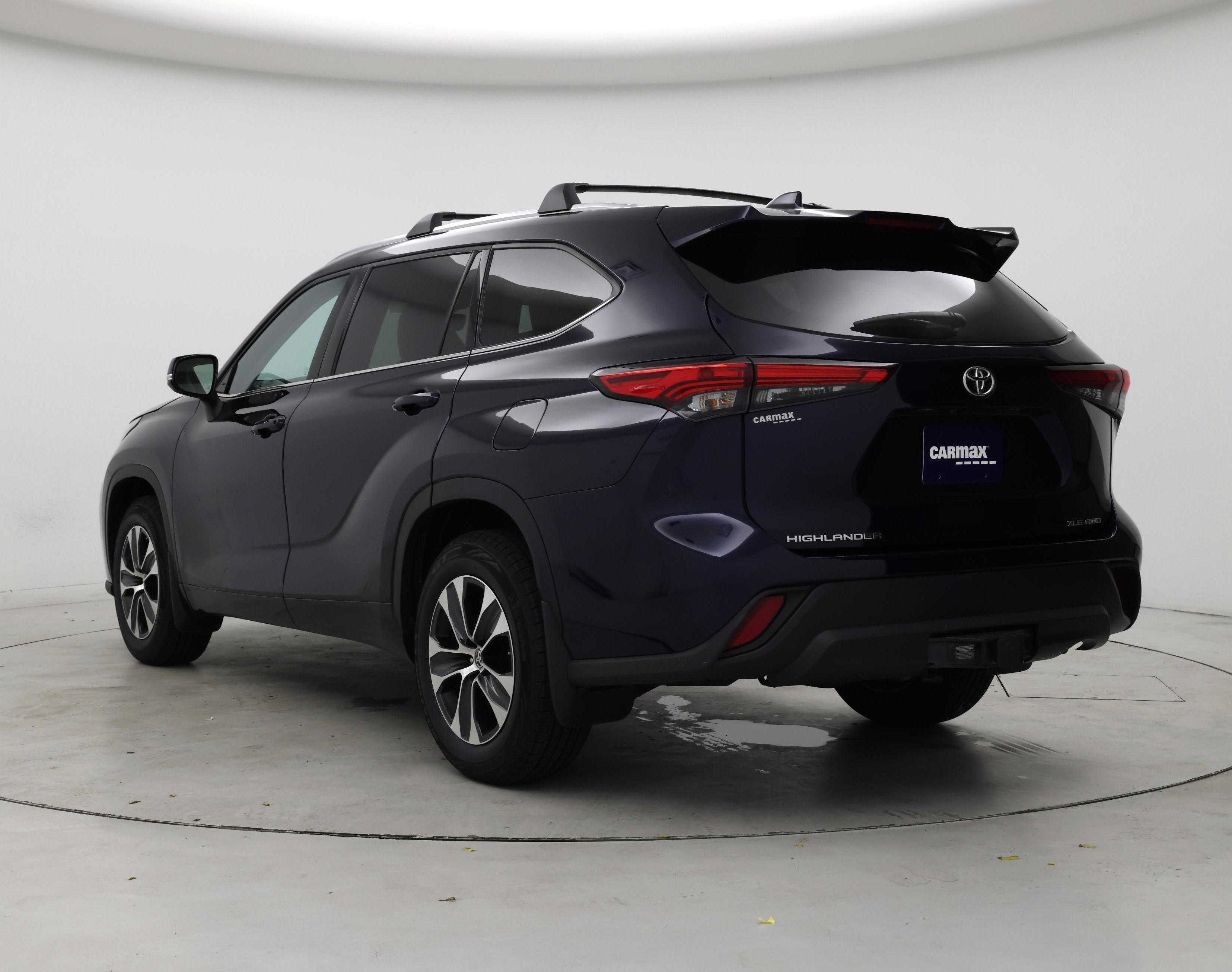 Thumbnail: 2021 Toyota Highlander - 2