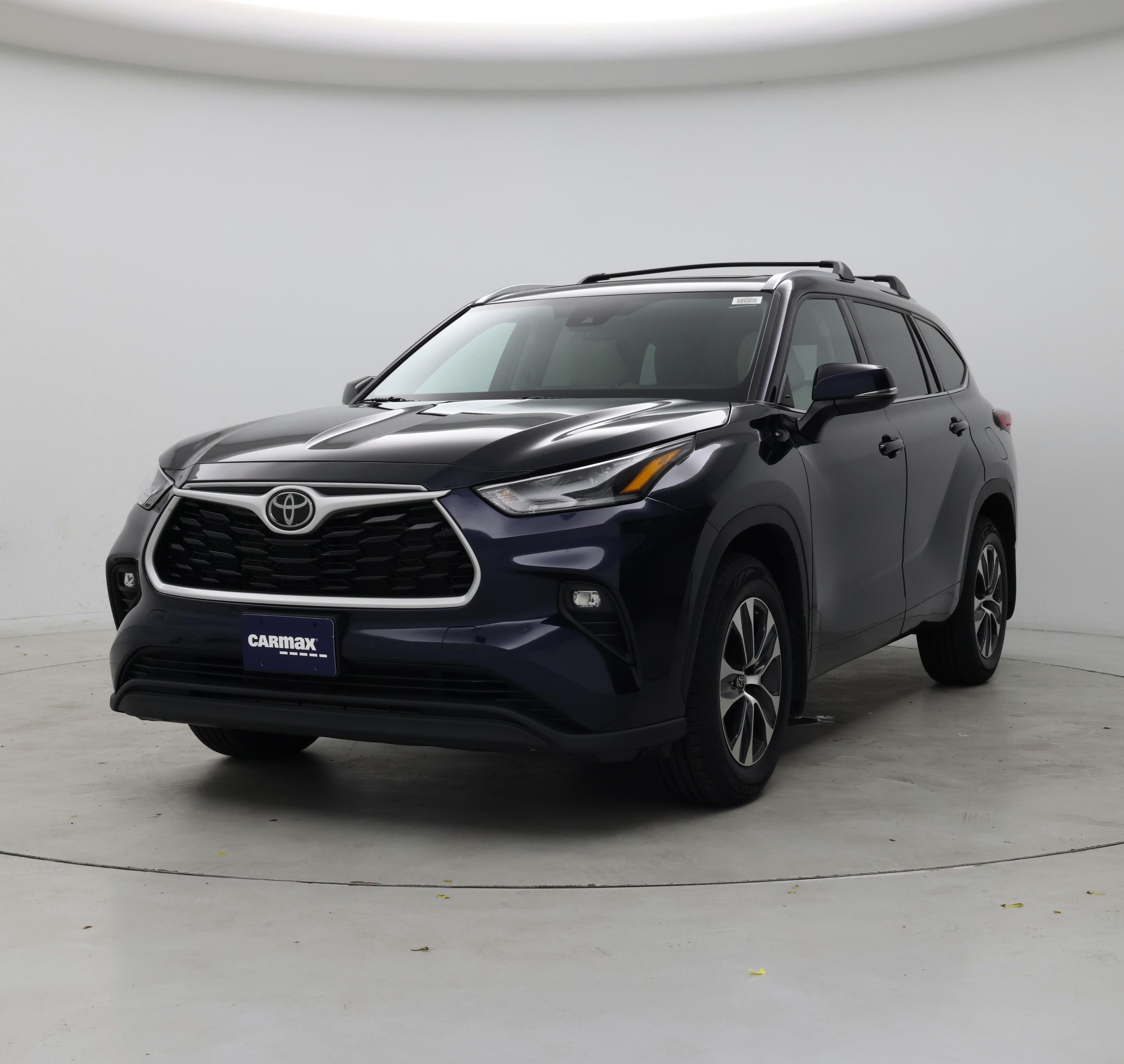 Thumbnail: 2021 Toyota Highlander - 4