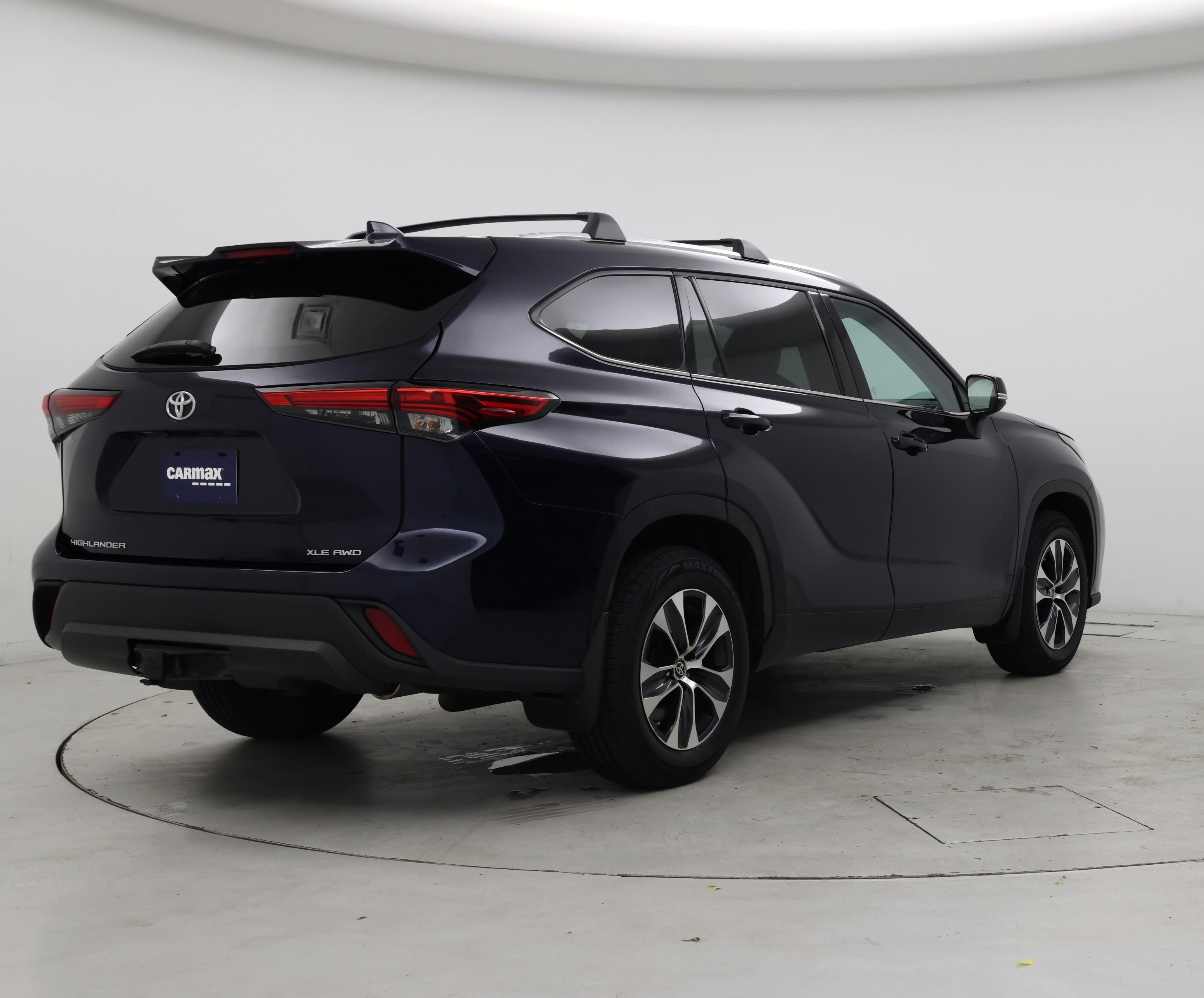 Thumbnail: 2021 Toyota Highlander - 8