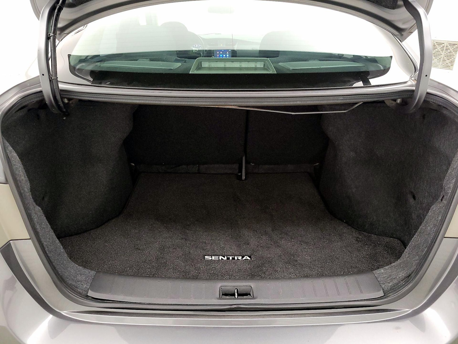 2019 Nissan Sentra S - Photo 19