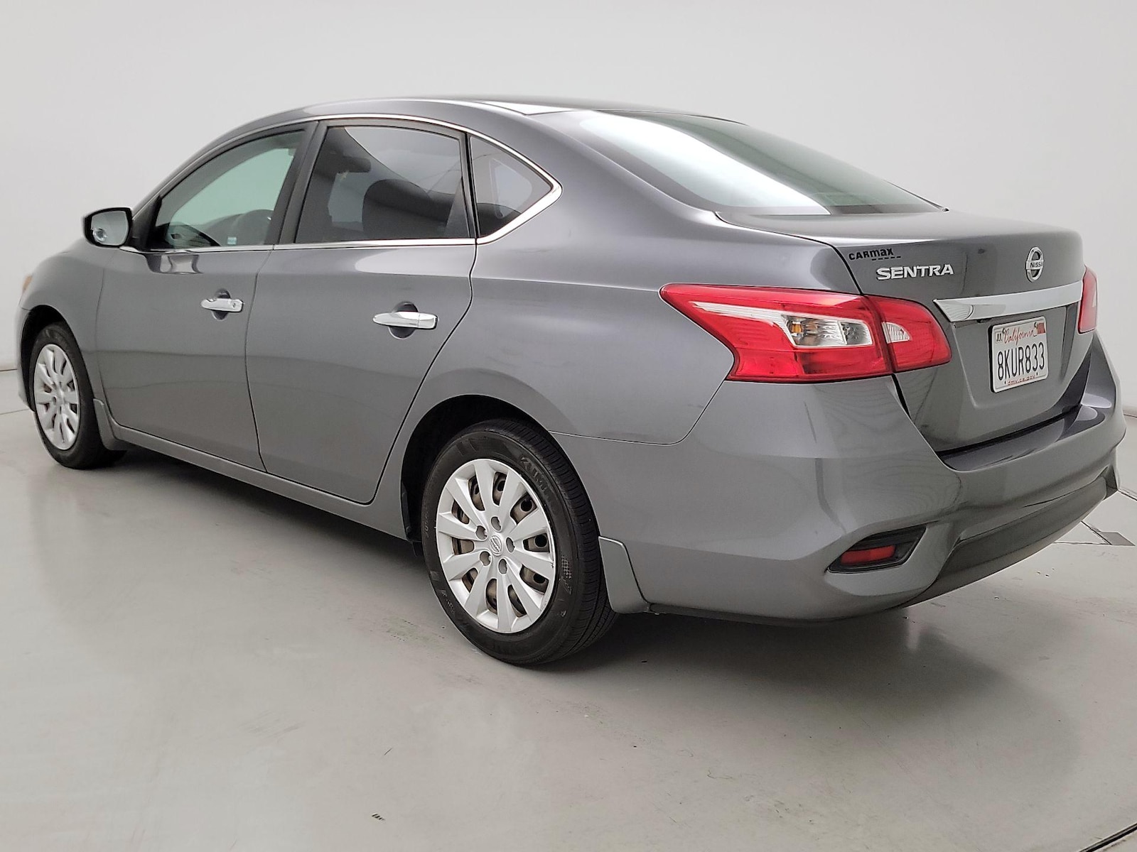 2019 Nissan Sentra S - Photo 7
