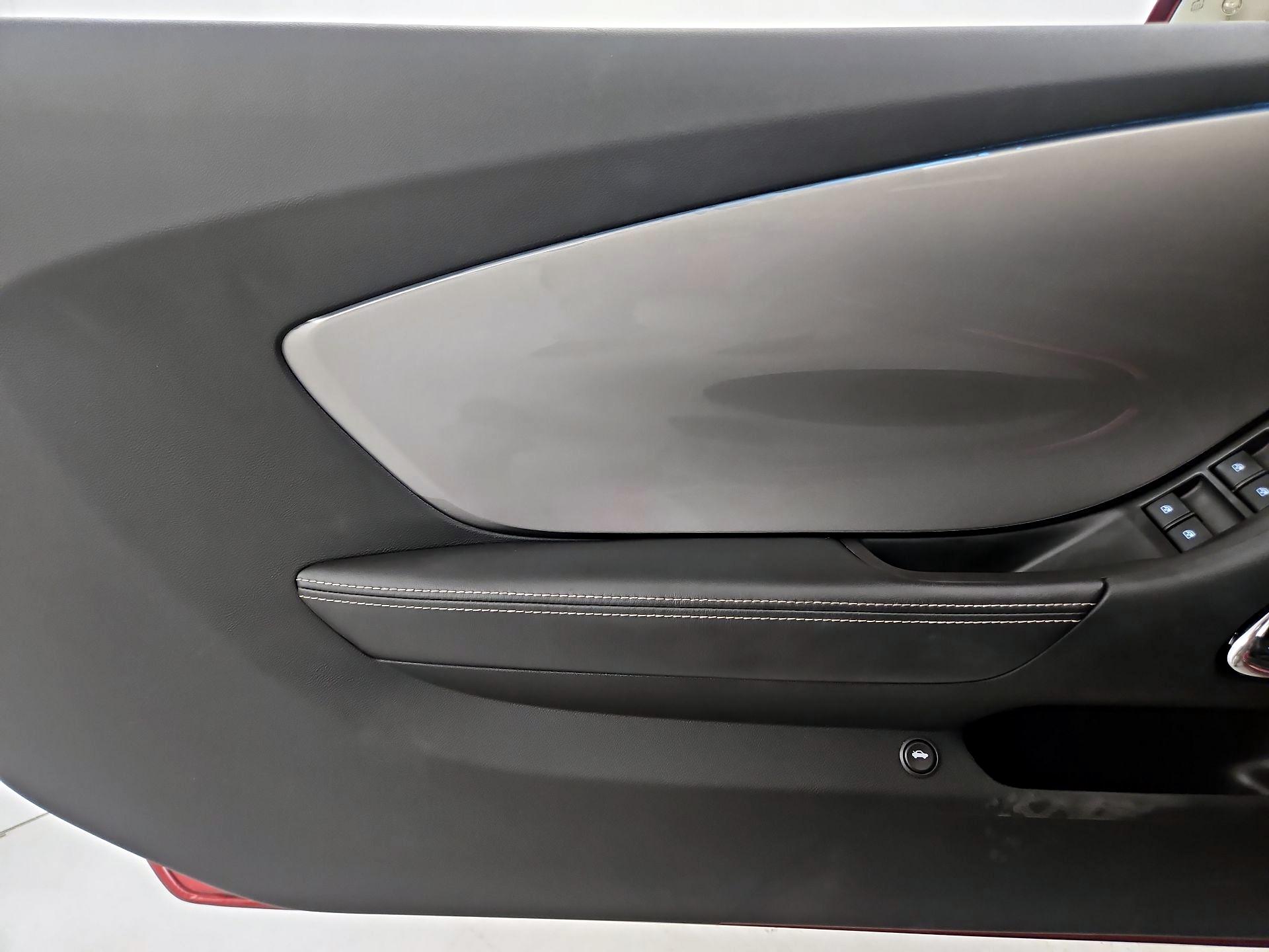 Thumbnail: 2014 Chevrolet Camaro - 10