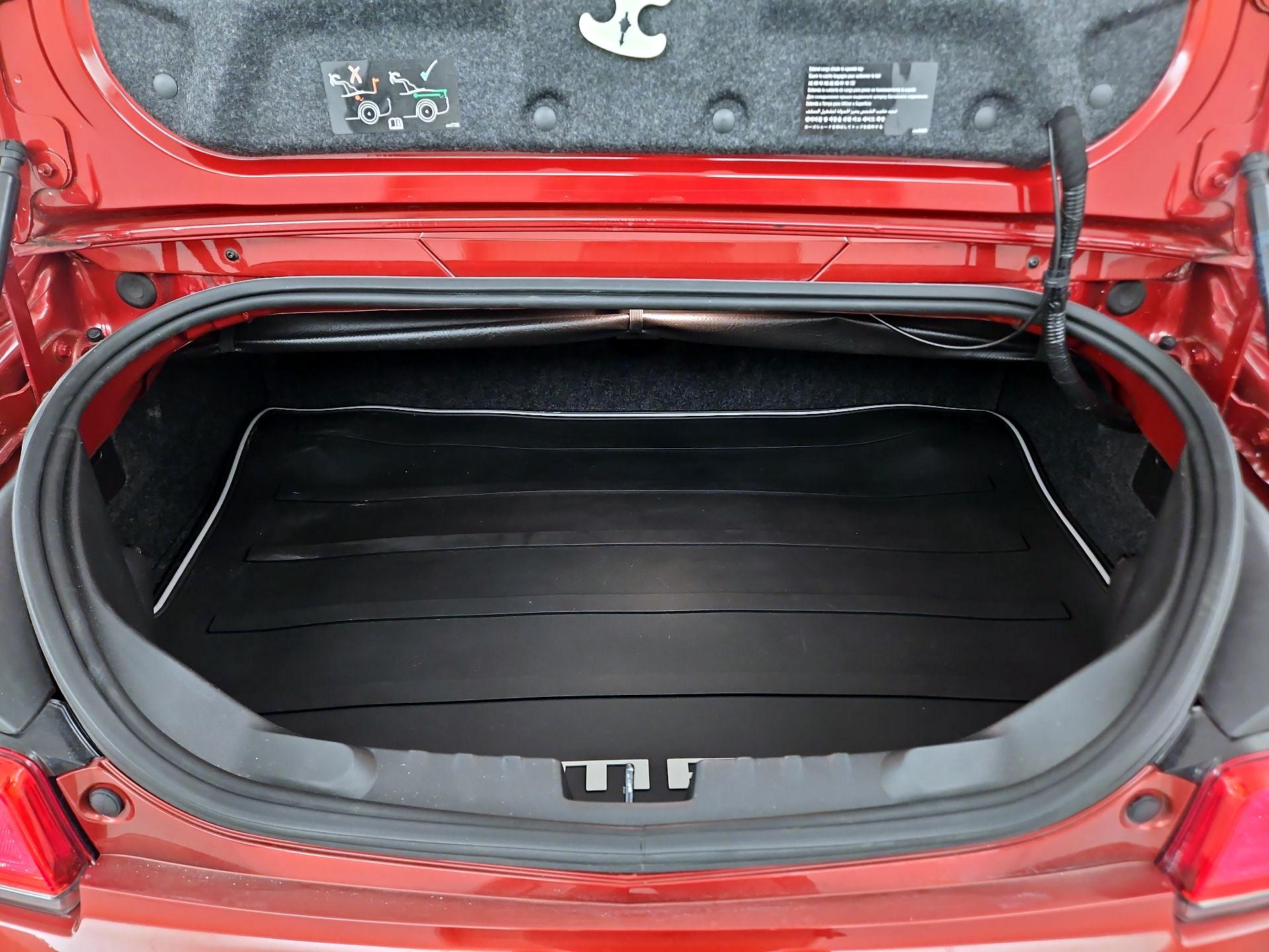 Thumbnail: 2014 Chevrolet Camaro - 18
