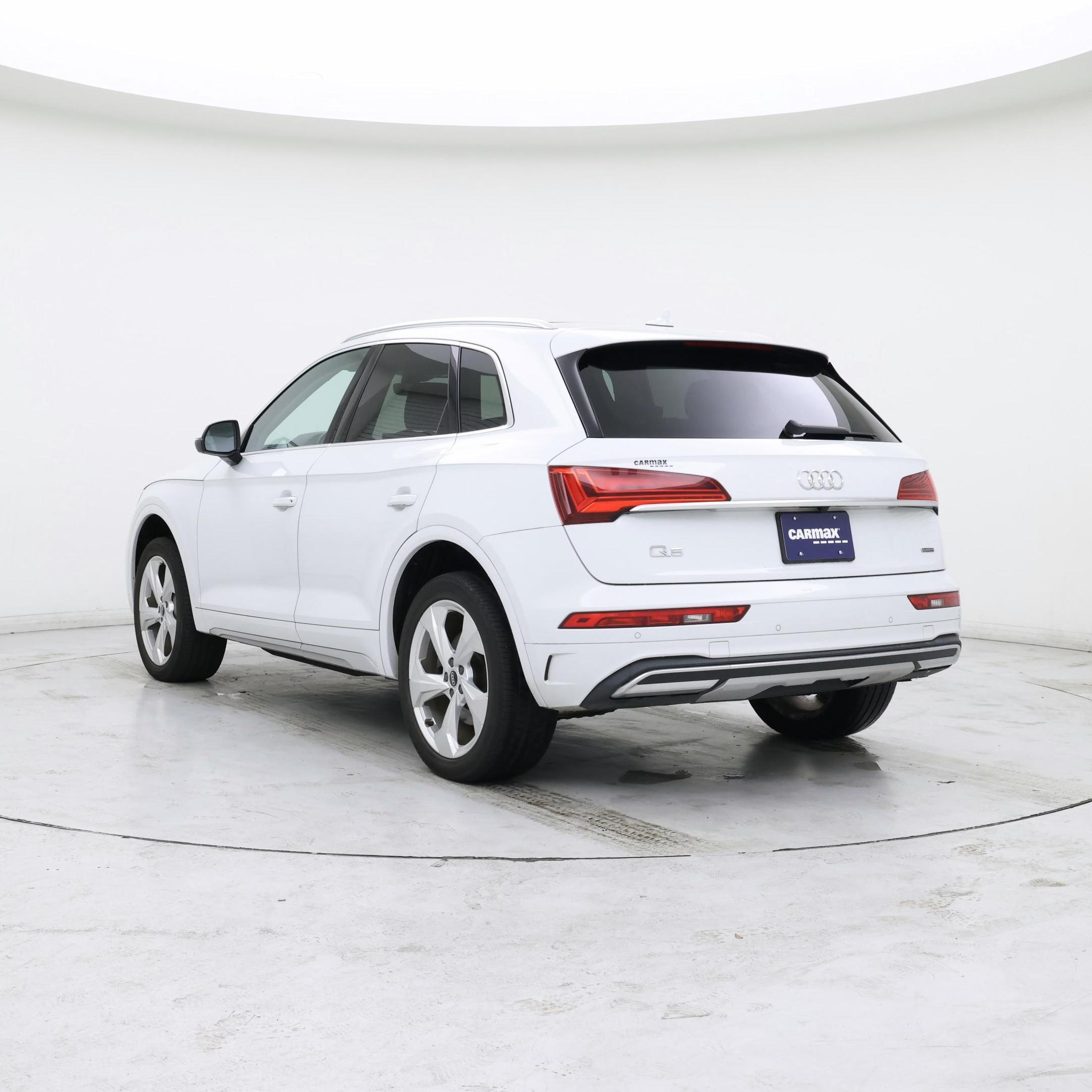 Thumbnail: 2021 Audi Q5 - 2