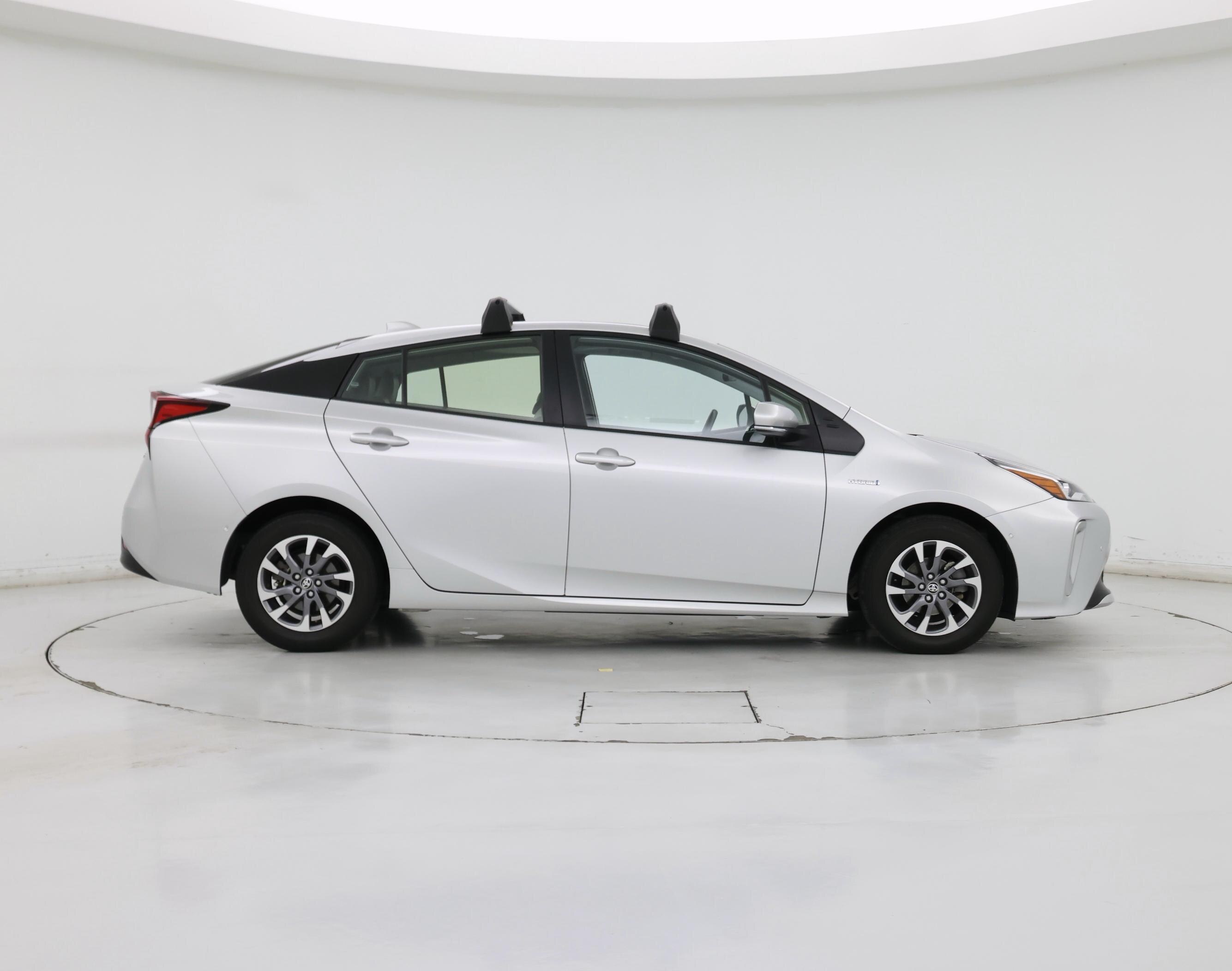Thumbnail: 2022 Toyota Prius - 7