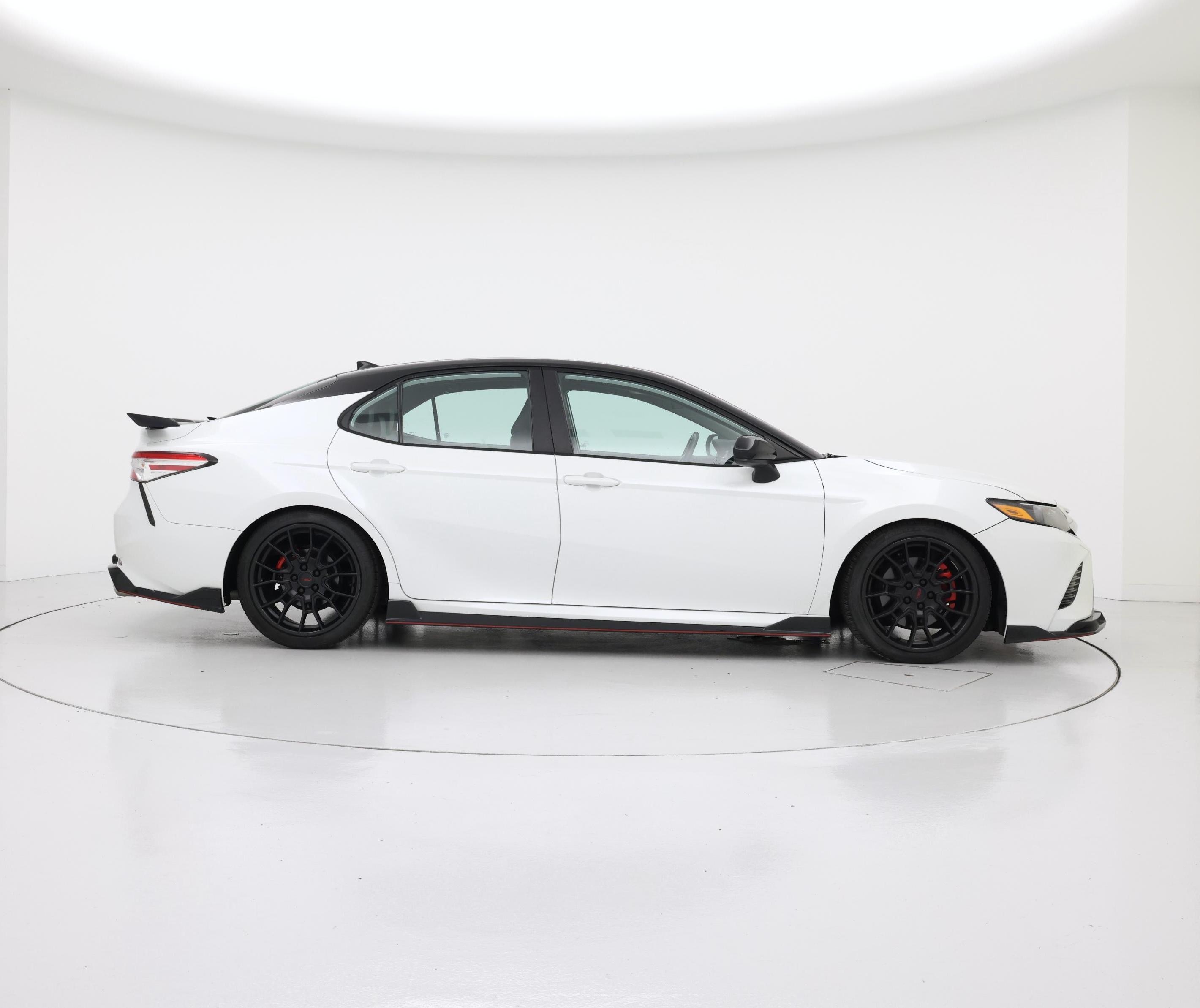 Thumbnail: 2020 Toyota Camry - 7