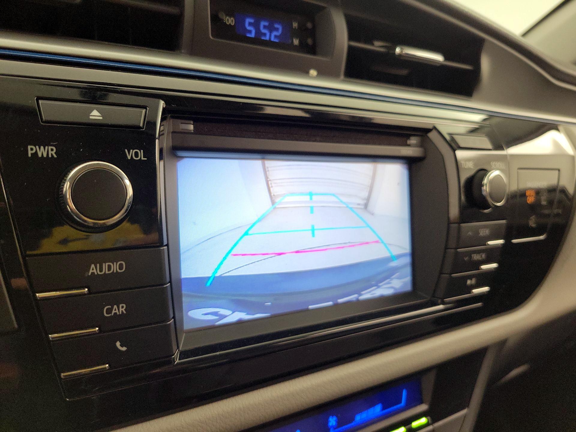 Thumbnail: 2015 Toyota Corolla - 14