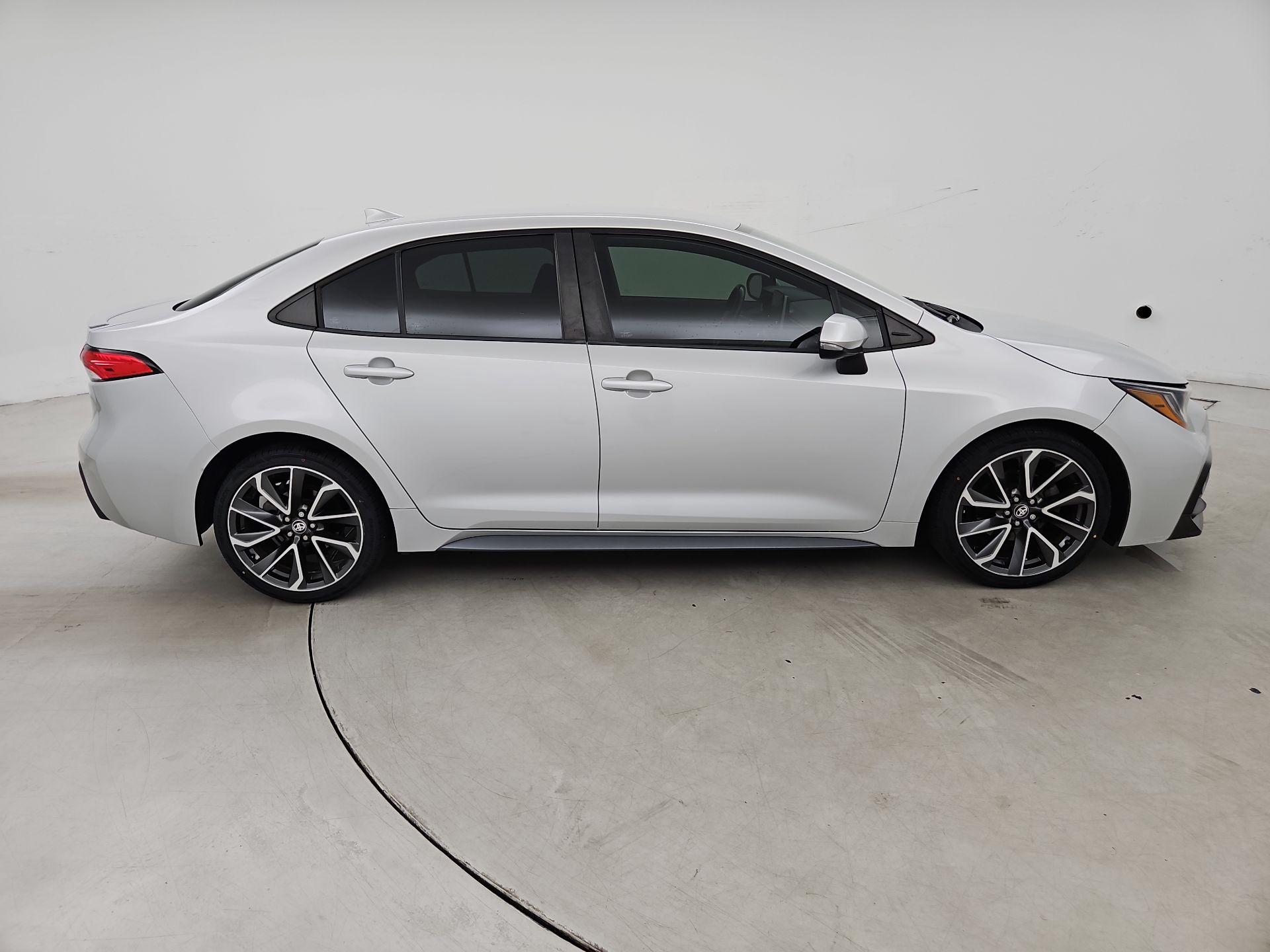 Thumbnail: 2020 Toyota Corolla - 4