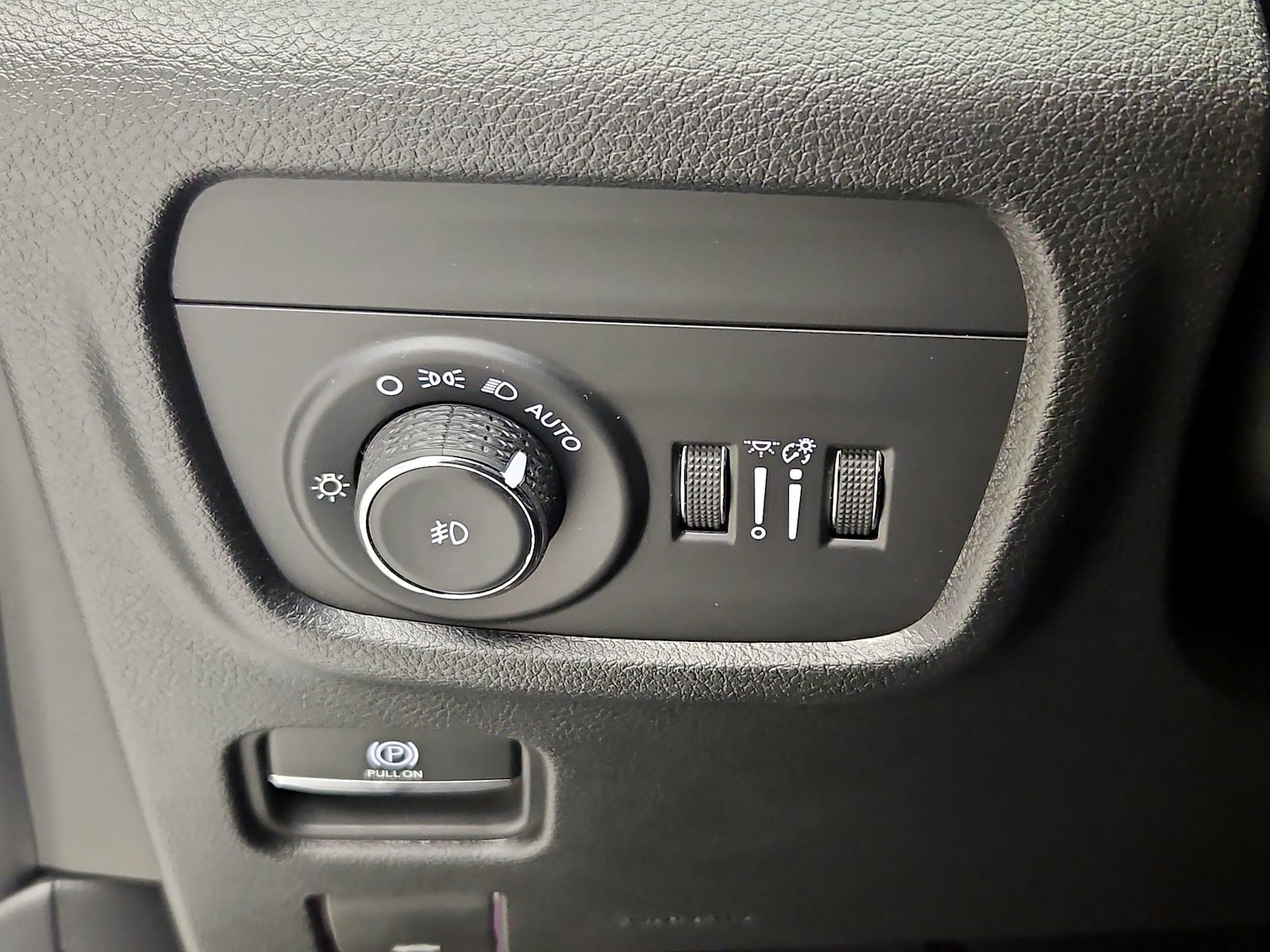 2023 Jeep Grand Cherokee Limited - Photo 14