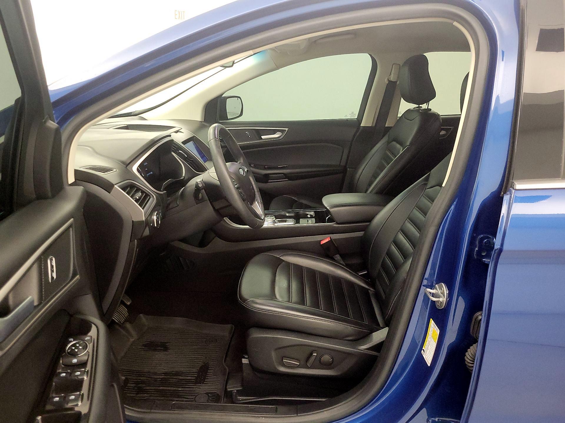 Thumbnail: 2020 Ford Edge - 11