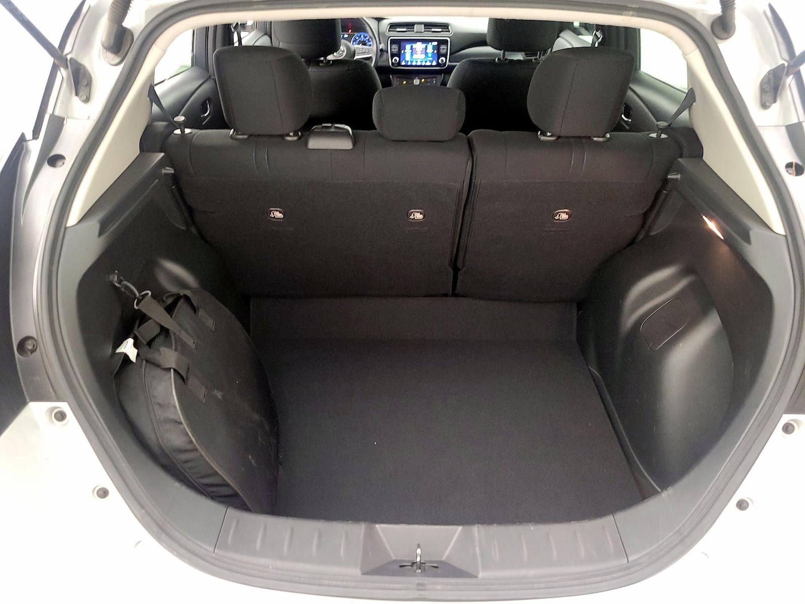 2022 Nissan LEAF SV Plus - Photo 22