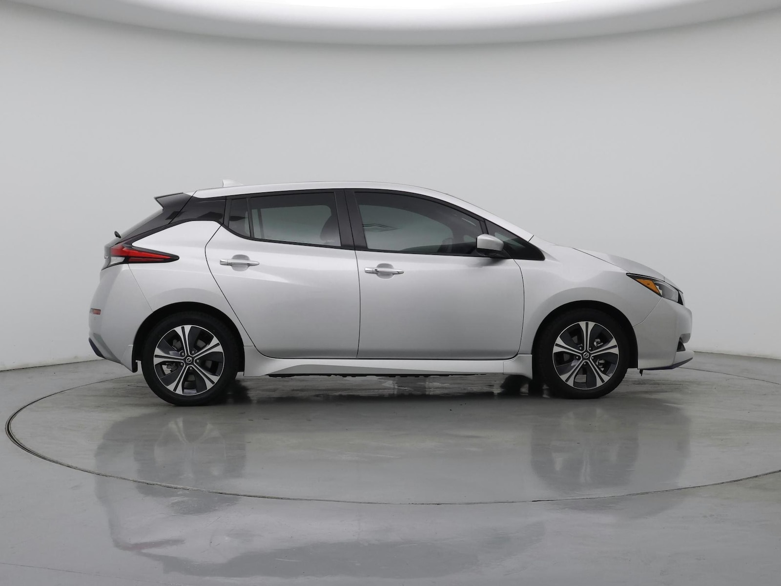 2022 Nissan LEAF SV Plus - Photo 8