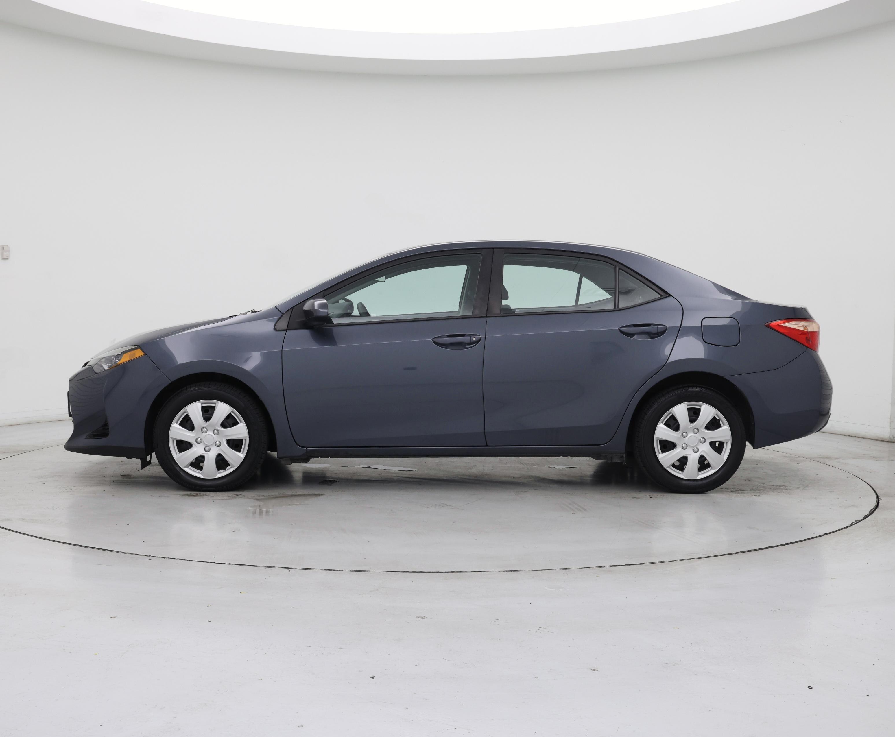 Thumbnail: 2019 Toyota Corolla - 3