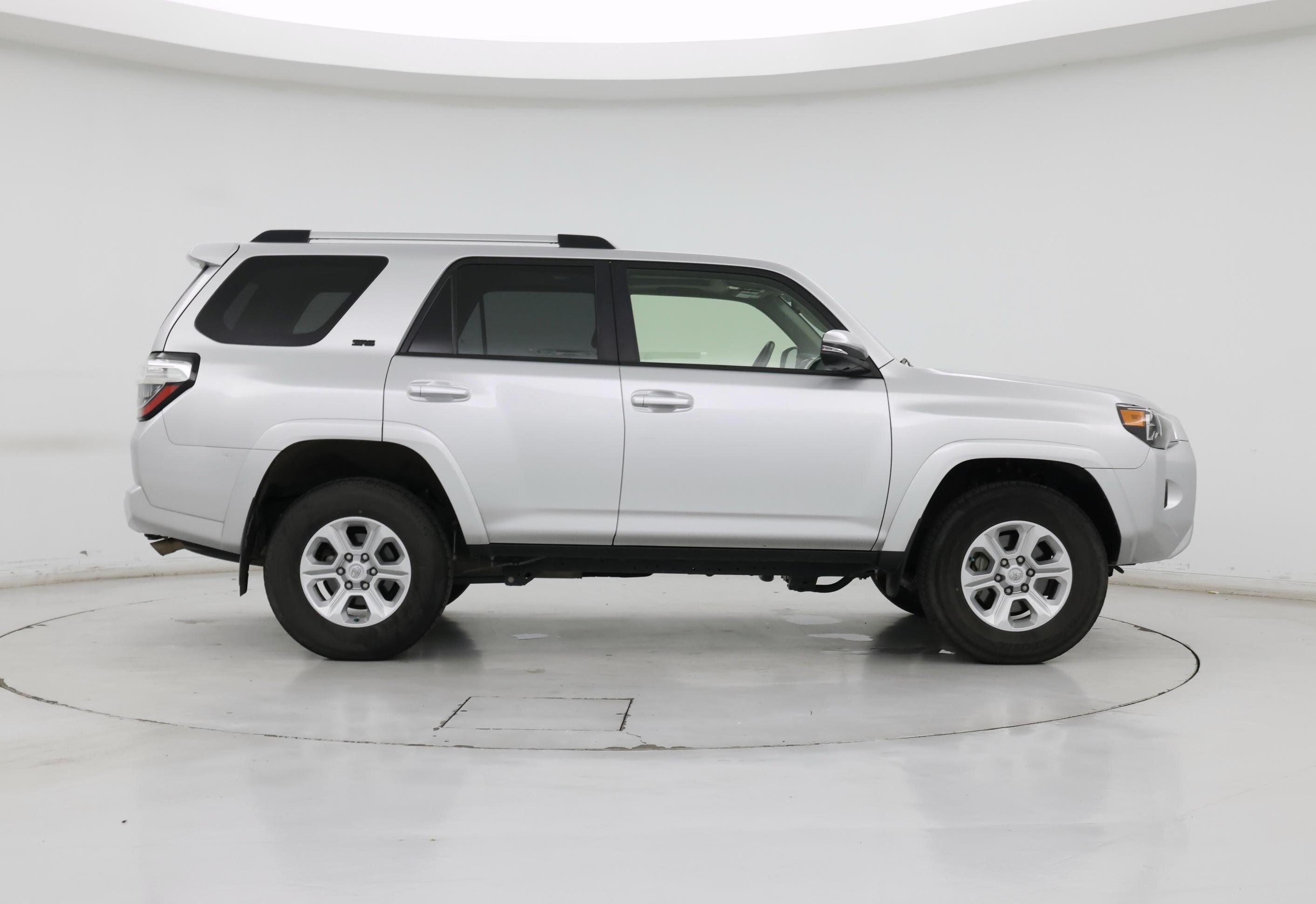 Thumbnail: 2024 Toyota 4Runner - 7