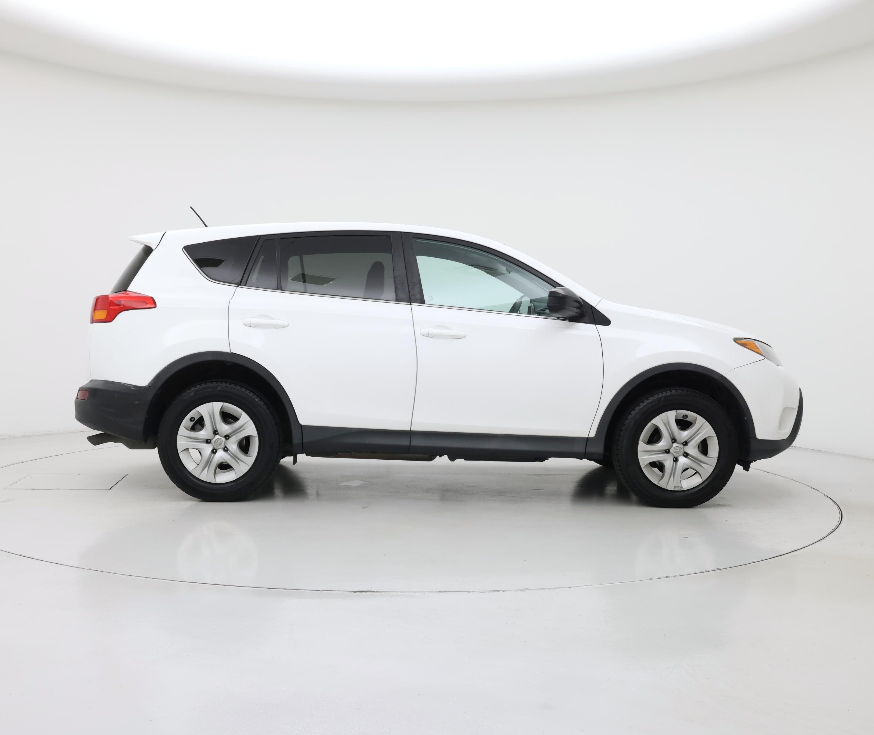 Thumbnail: 2015 Toyota RAV4 - 7