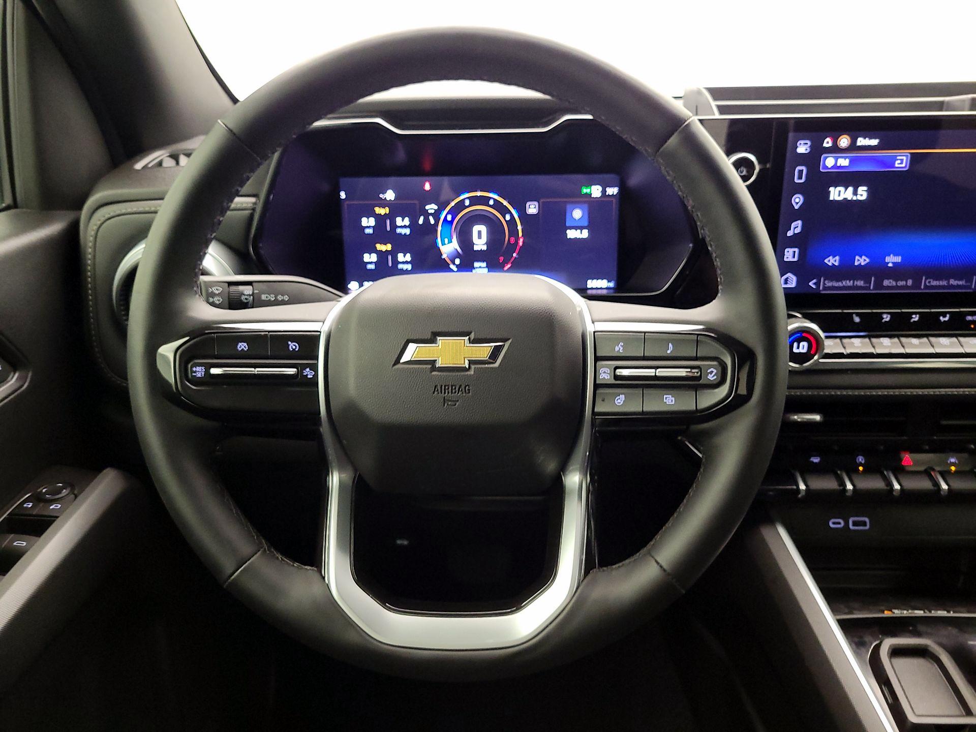 Thumbnail: 2026 Chevrolet Colorado - 10