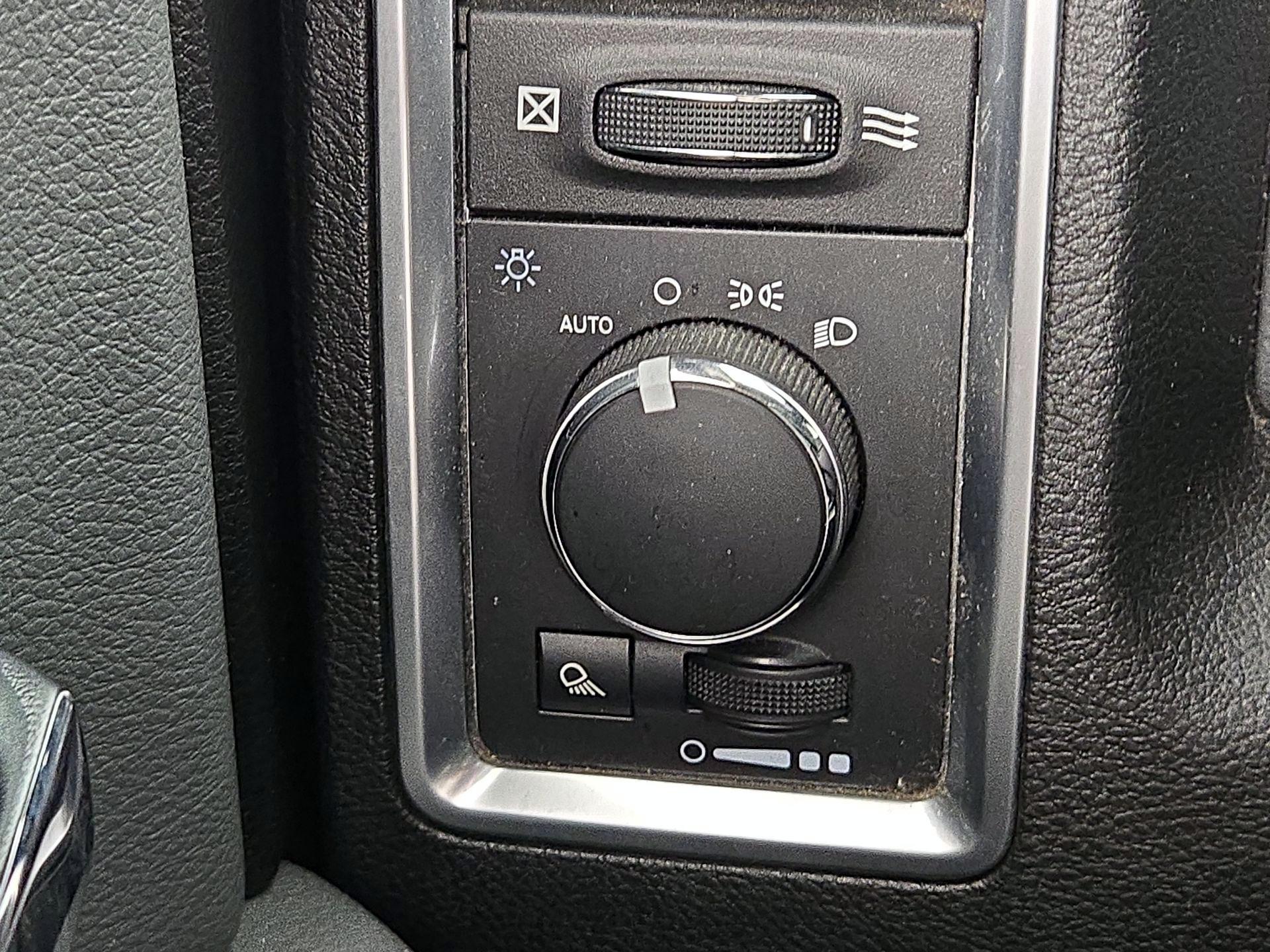 Thumbnail: 2020 RAM 1500 Classic - 13