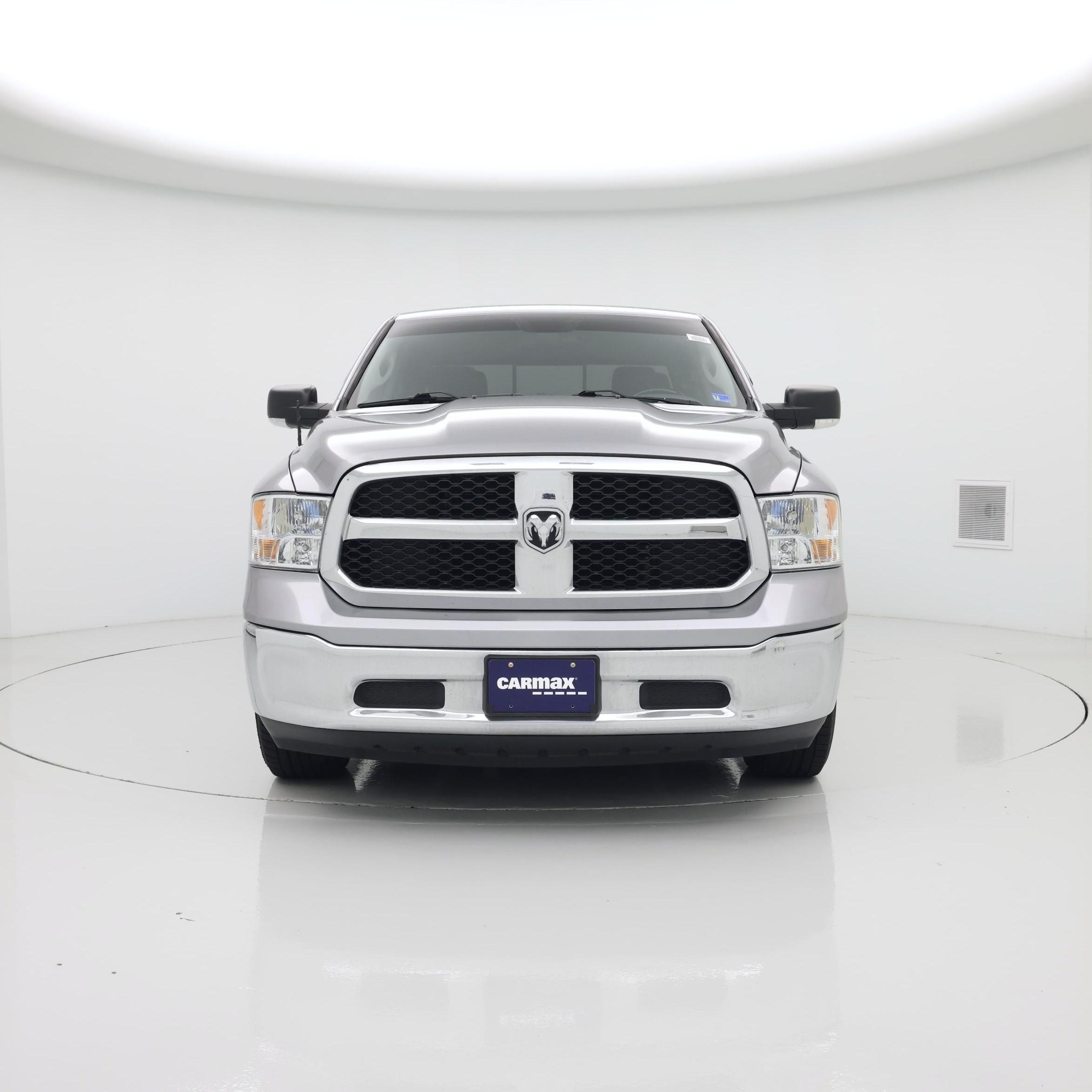 Thumbnail: 2020 RAM 1500 Classic - 5