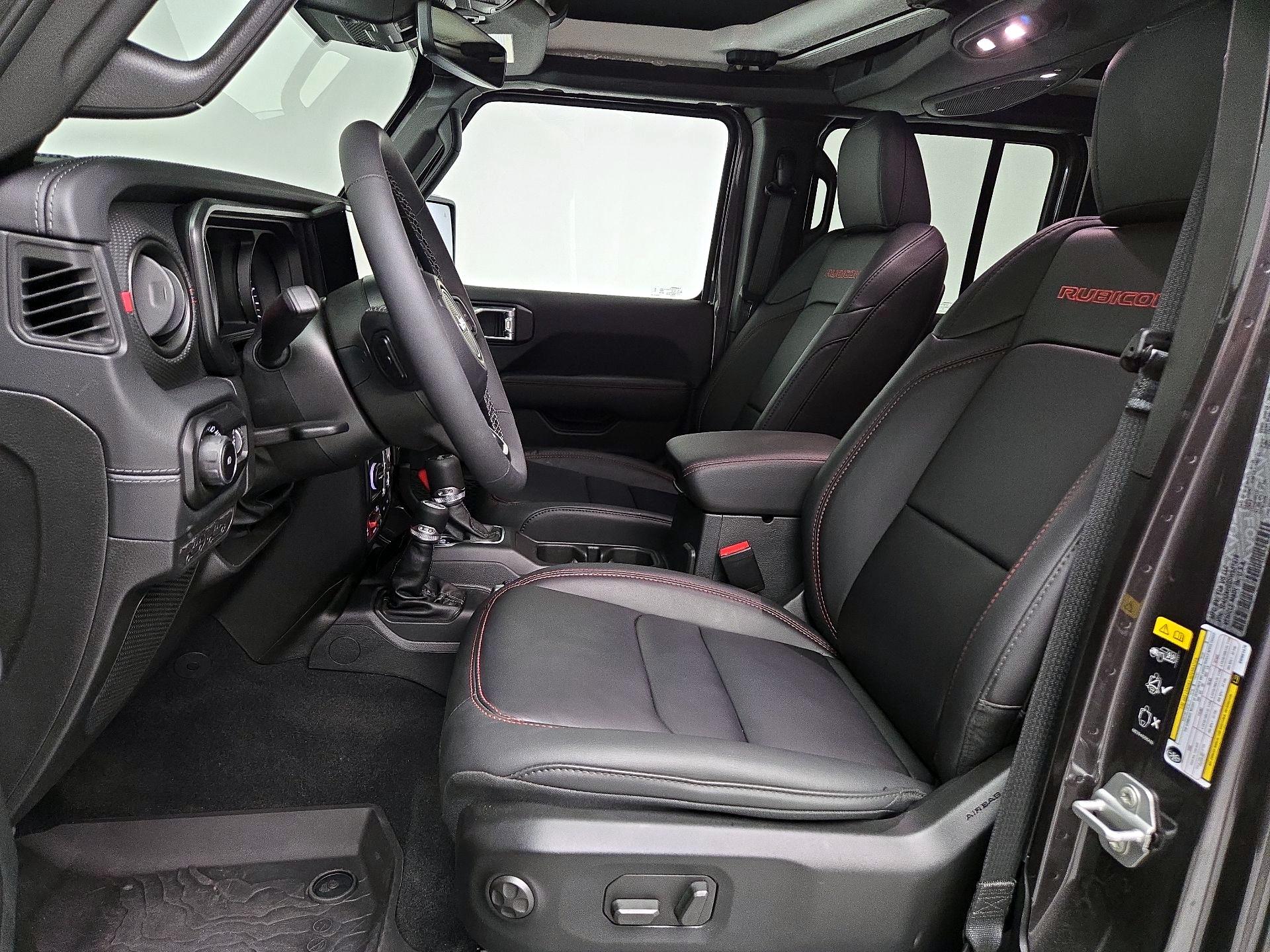 Thumbnail: 2025 Jeep Wrangler - 11