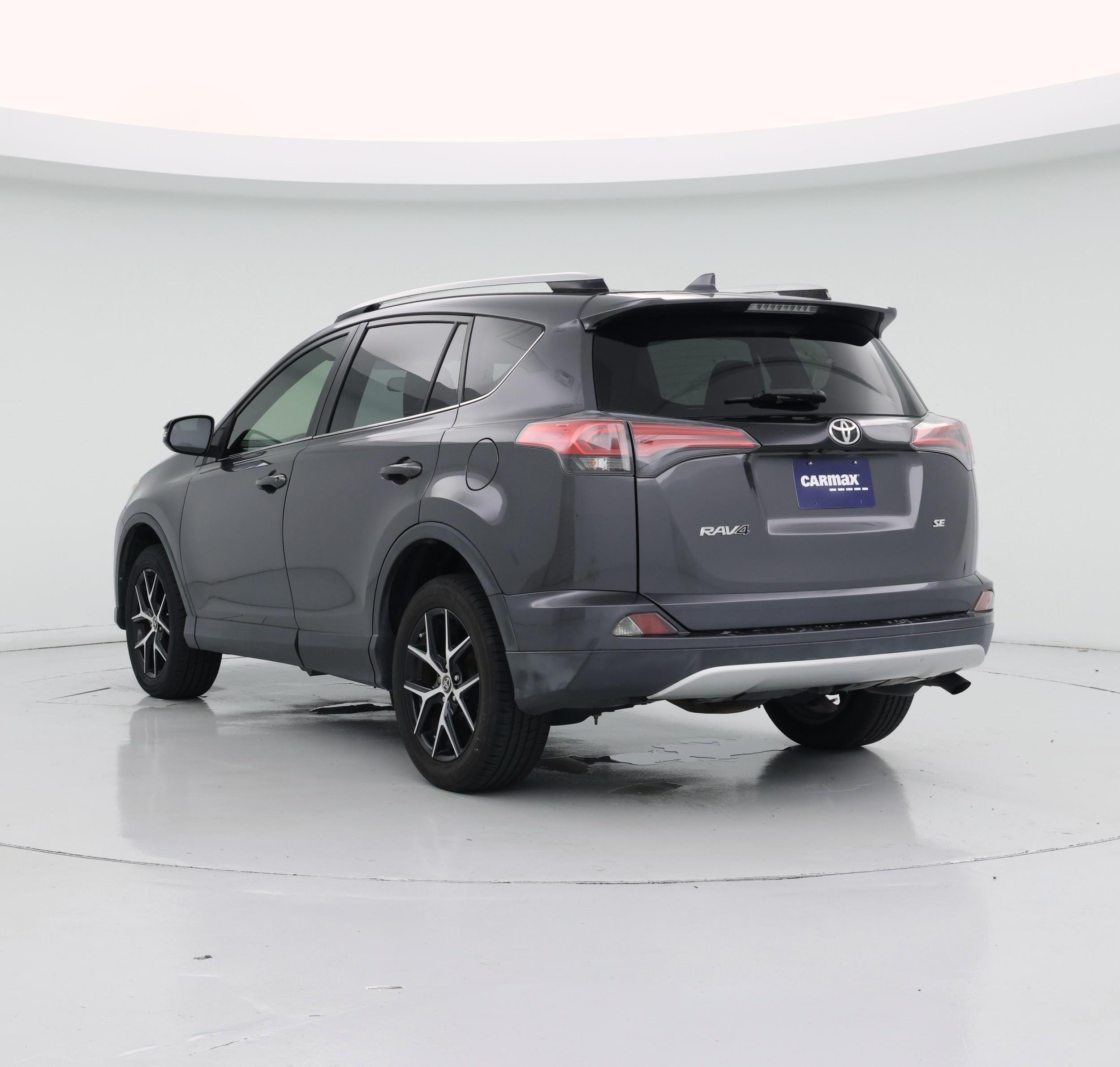 Thumbnail: 2016 Toyota RAV4 - 2