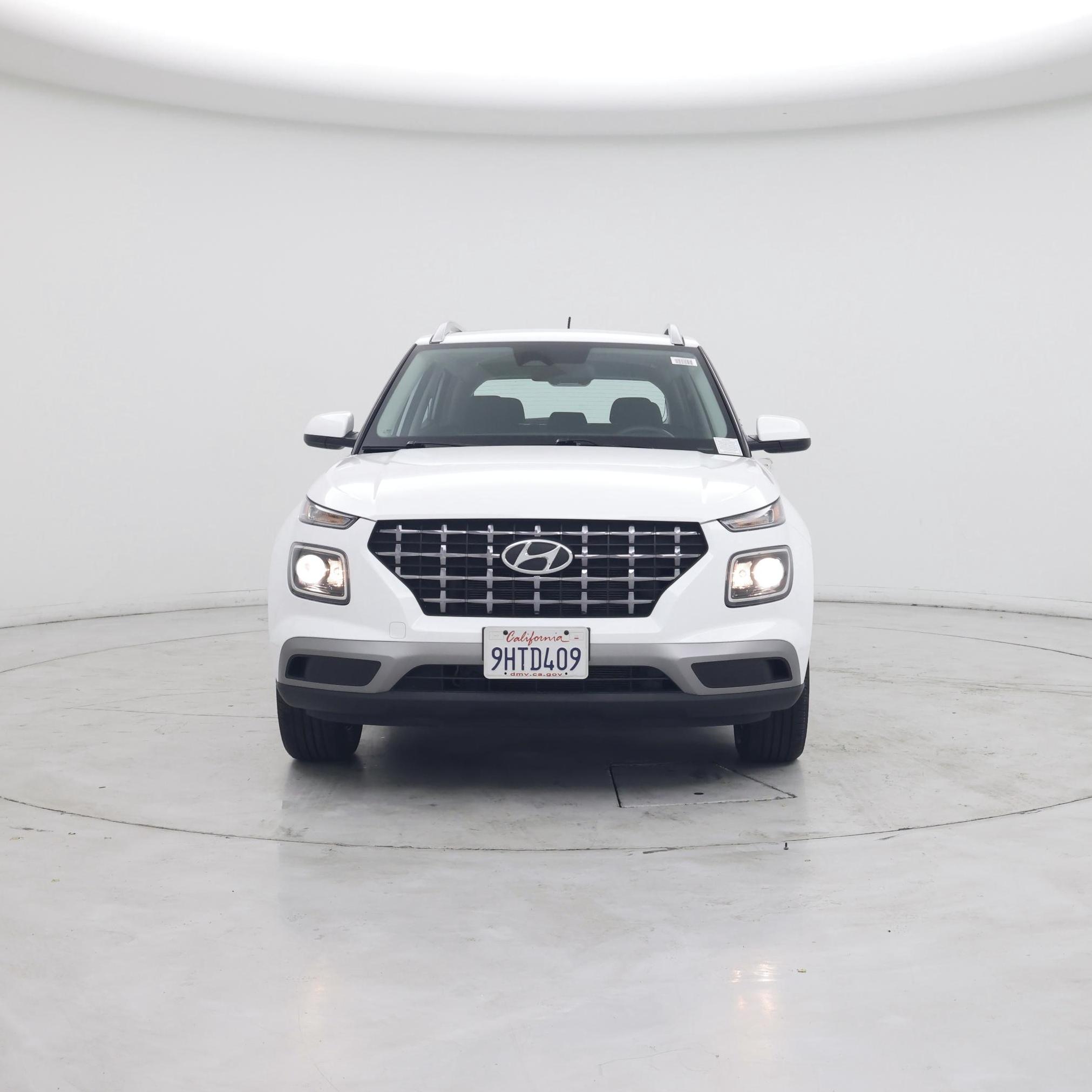 Thumbnail: 2023 Hyundai Venue - 5
