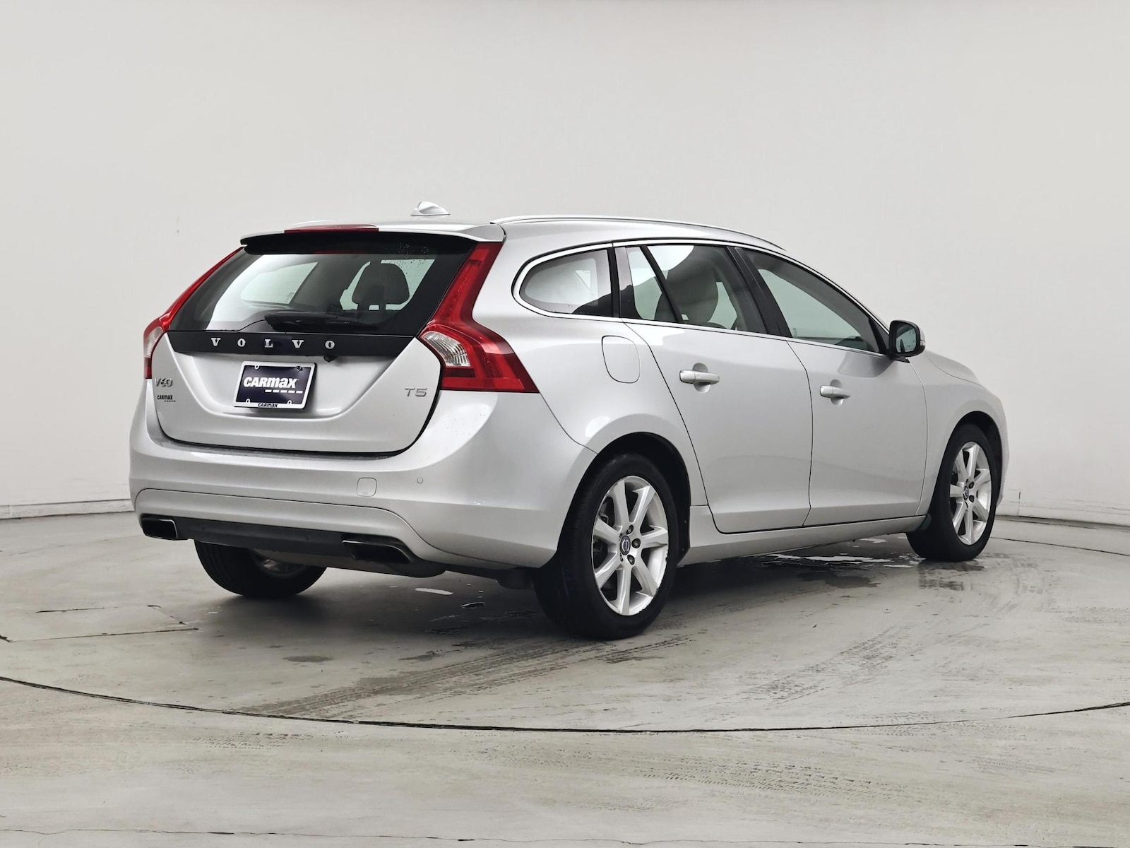 2016 Volvo V60 Premier - Photo 9